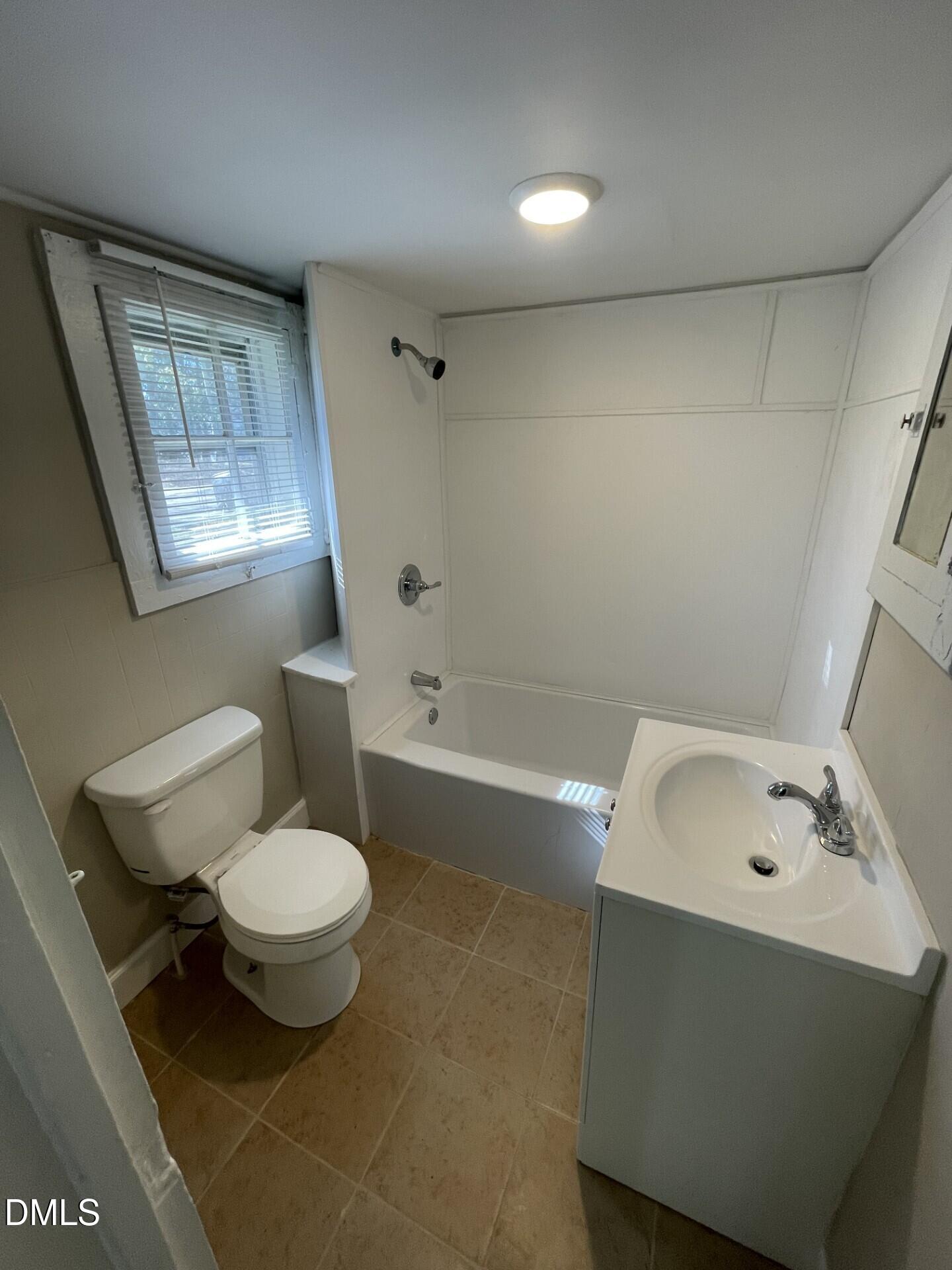 322 E Perry Avenue Property Photo 14
