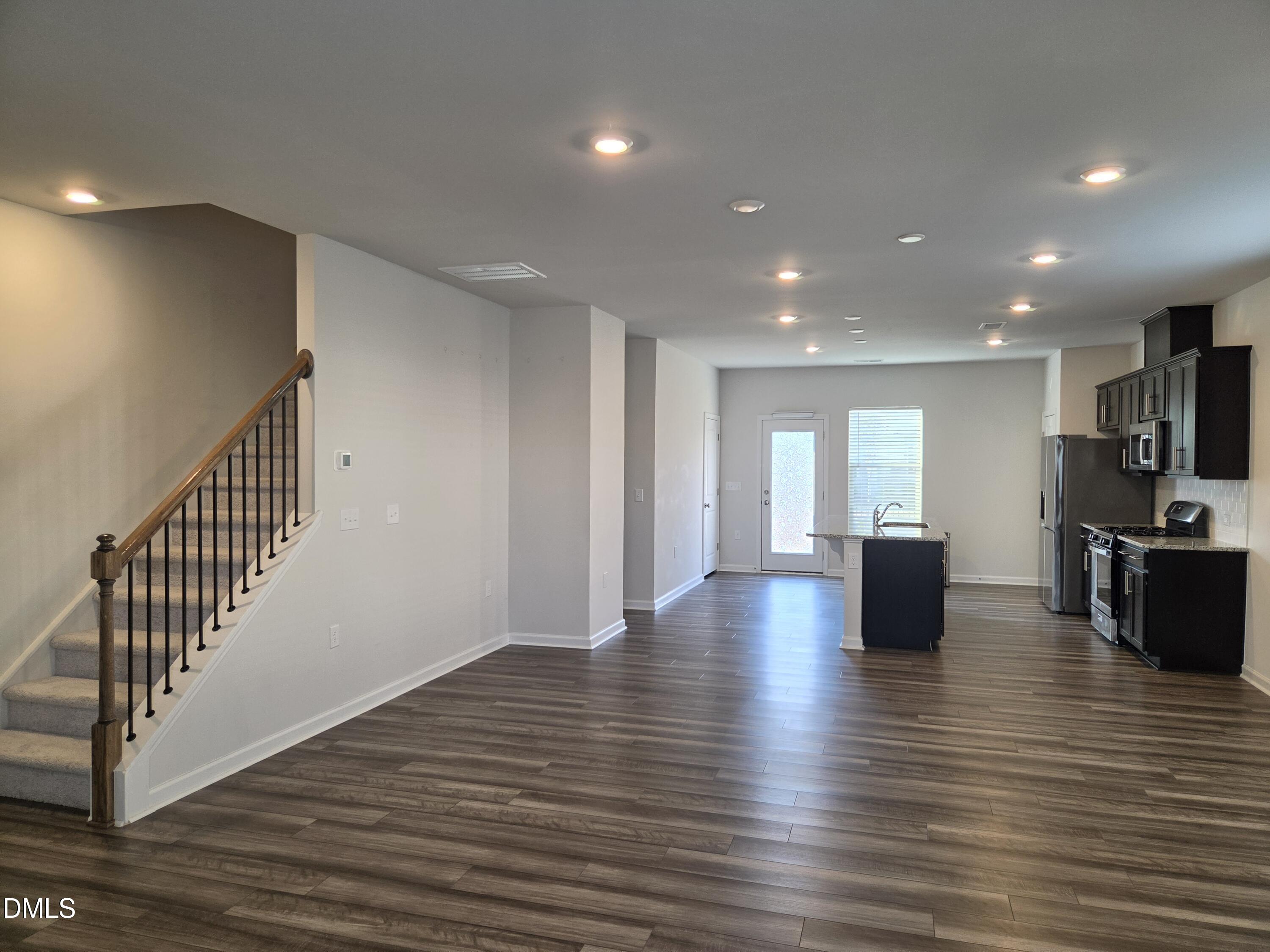 5061 Microcline Trail Property Photo 6