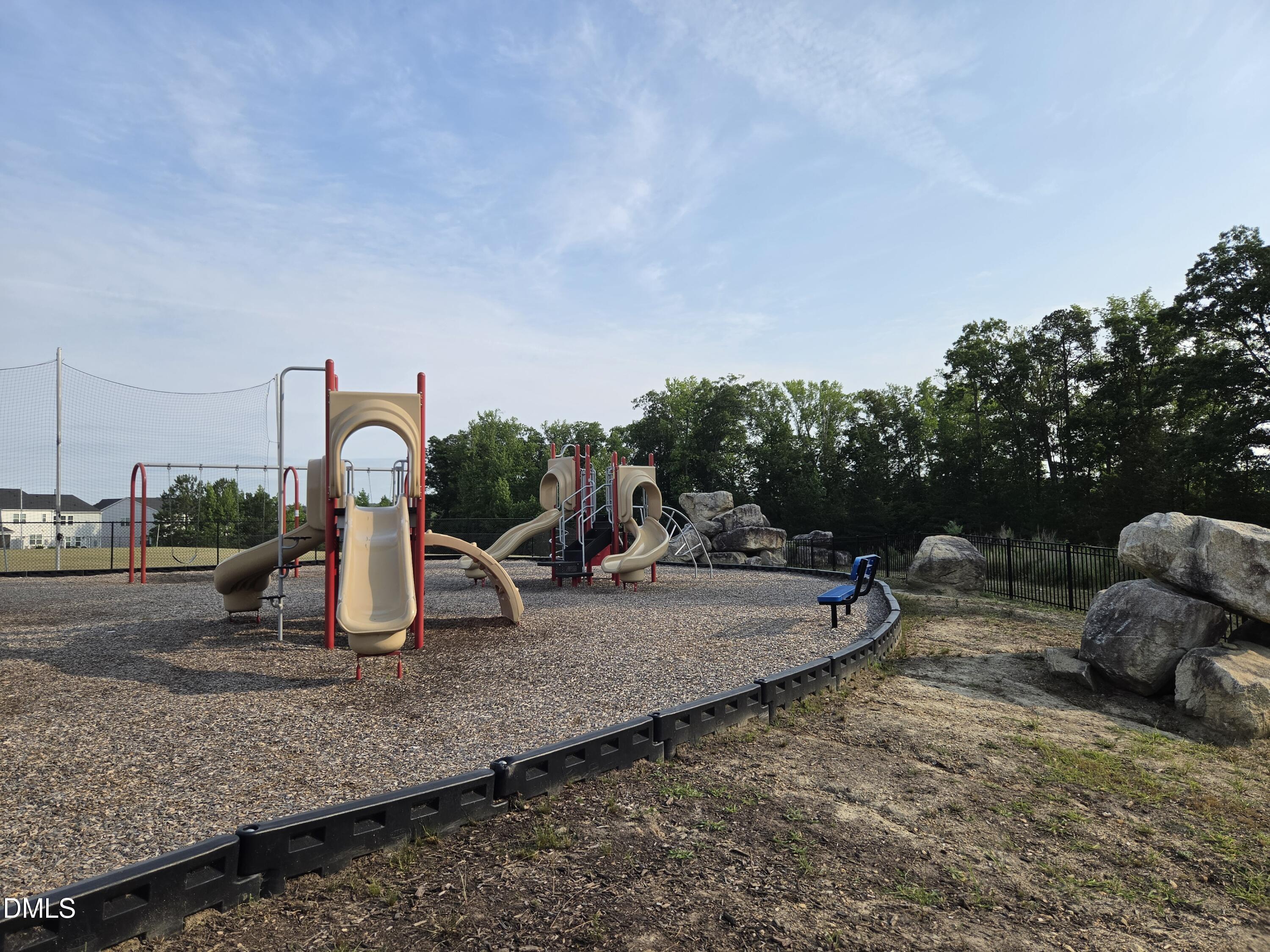 5061 Microcline Trail Property Photo 31