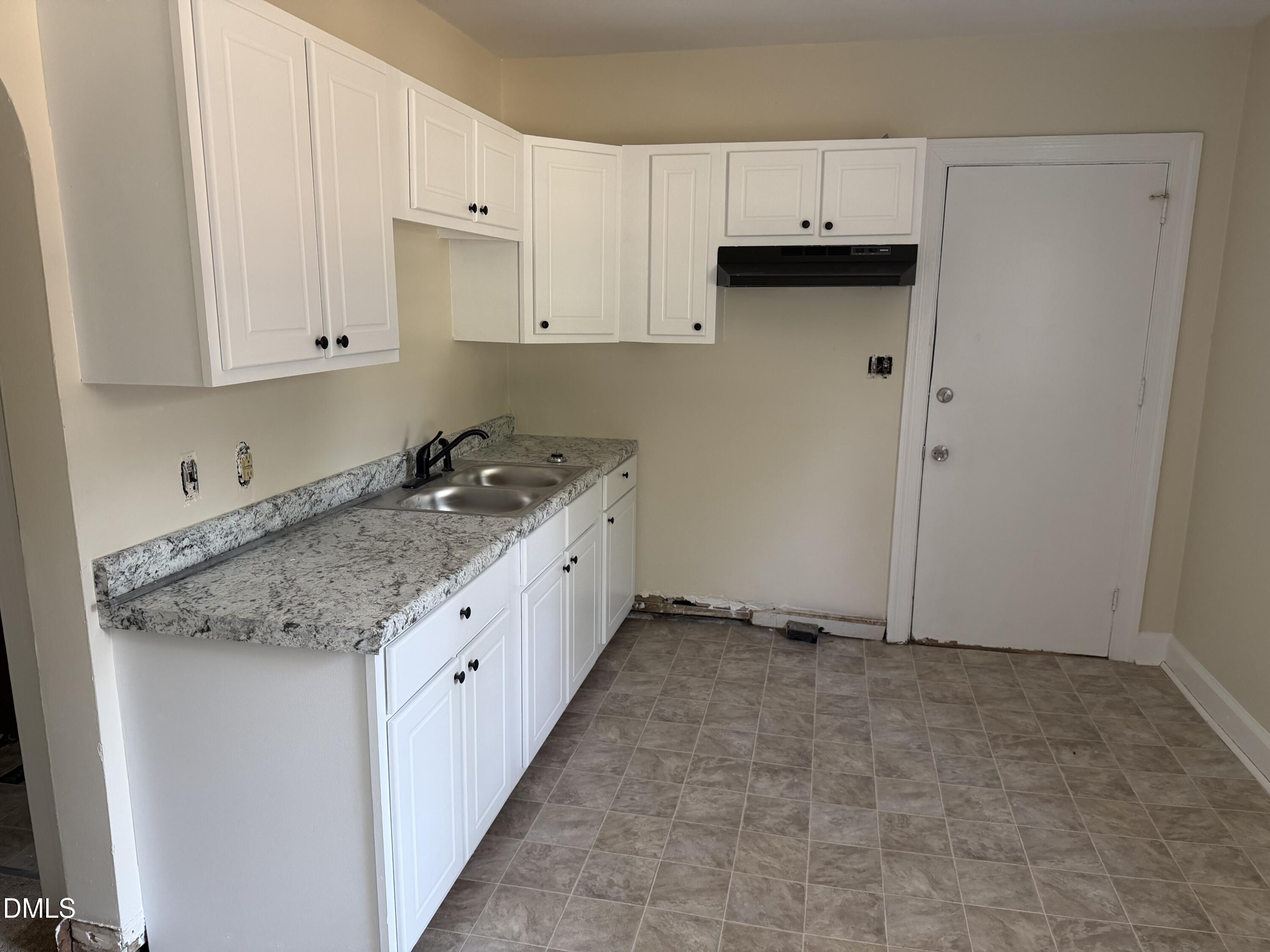 305 Dewey Street Sw Property Photo 5