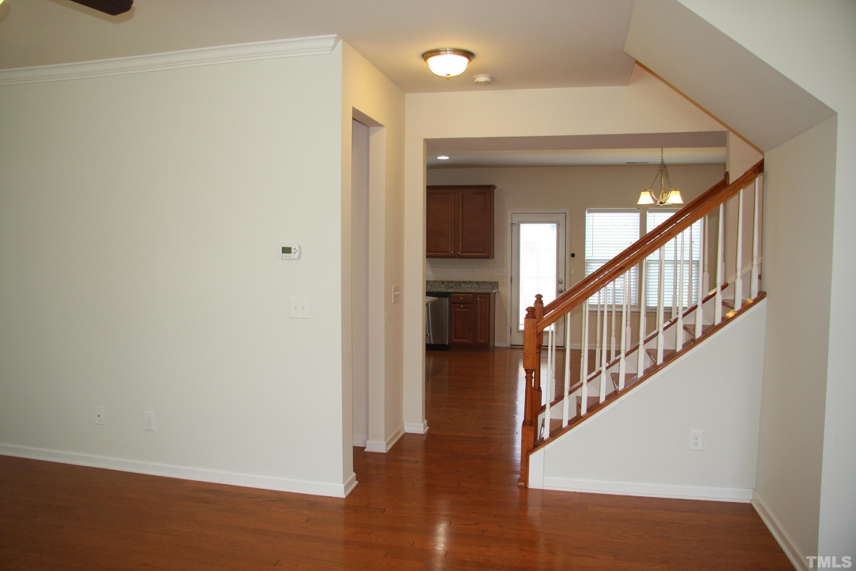 1012 Semora Lane Property Photo 4