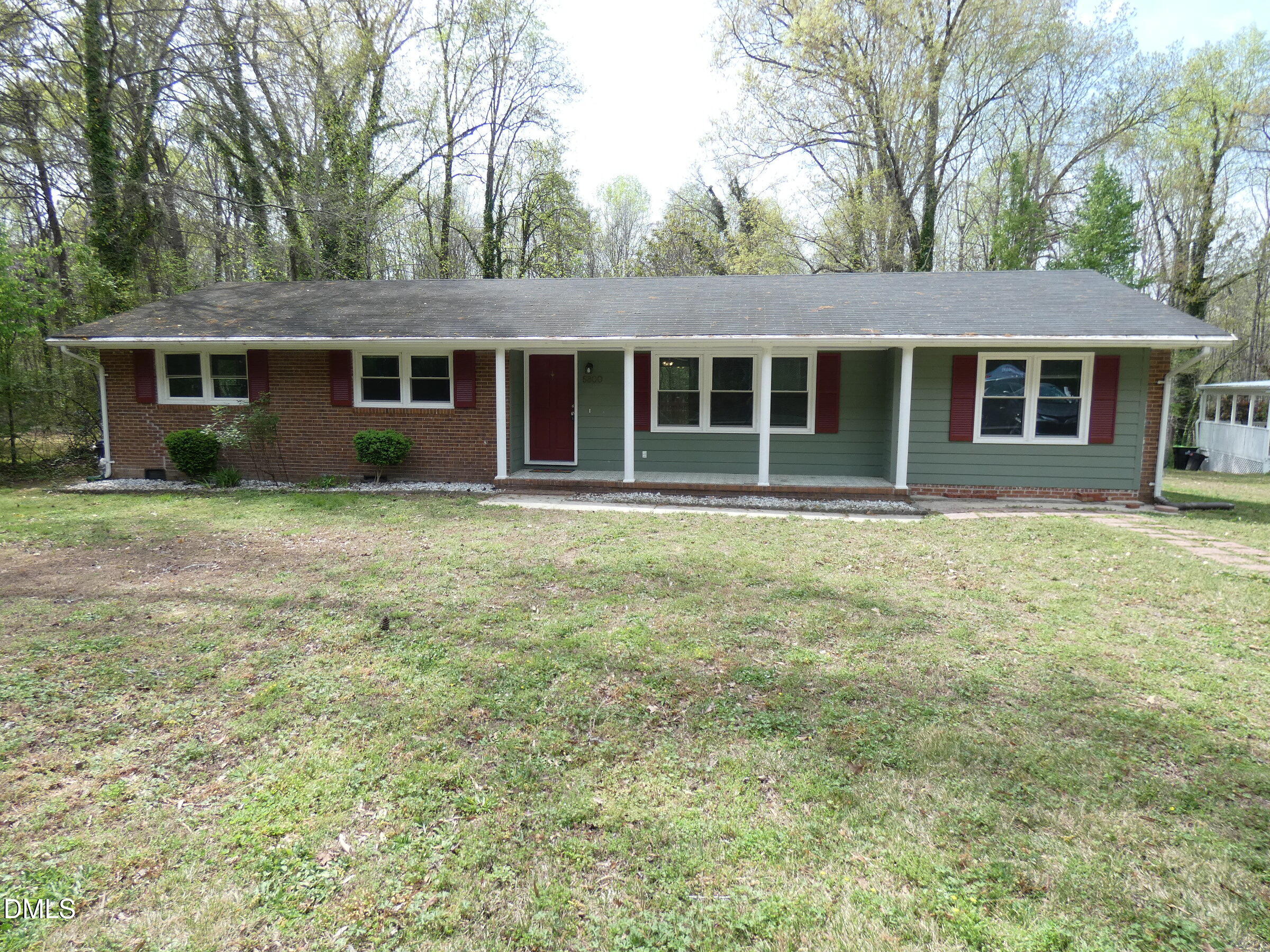 5800 Meadowbrook Road Property Photo 1