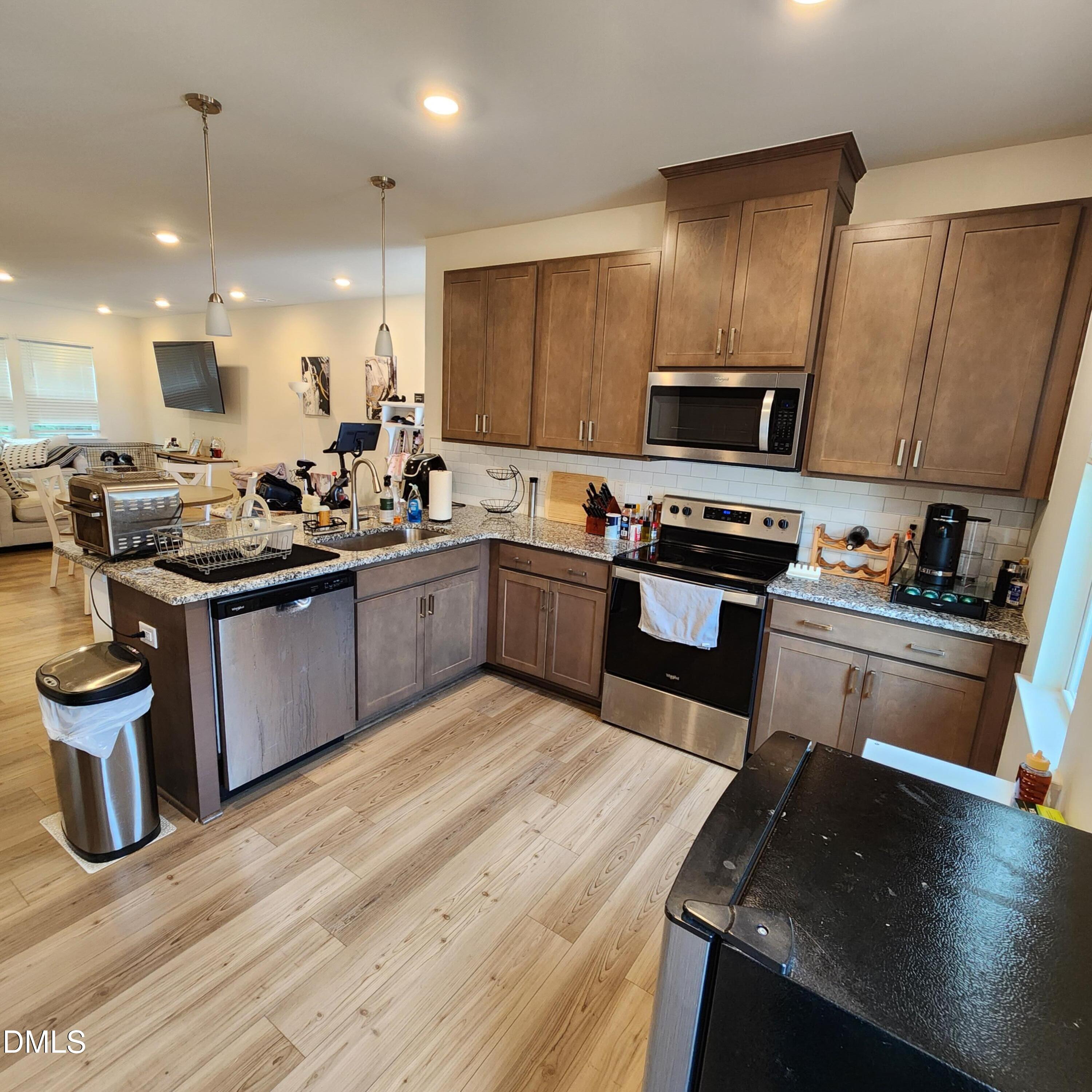 3002 Spline Circle Property Photo 5