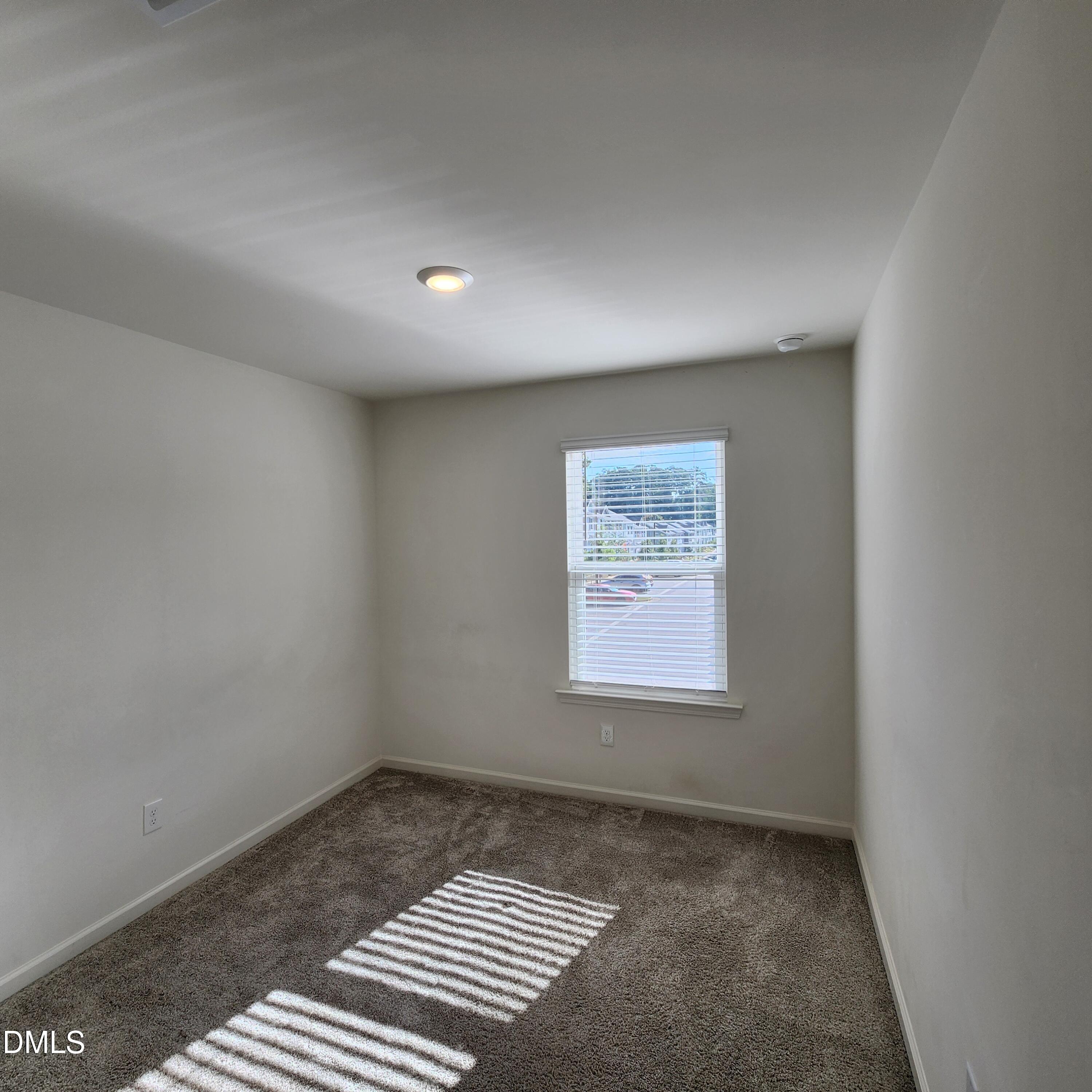 3002 Spline Circle Property Photo 25