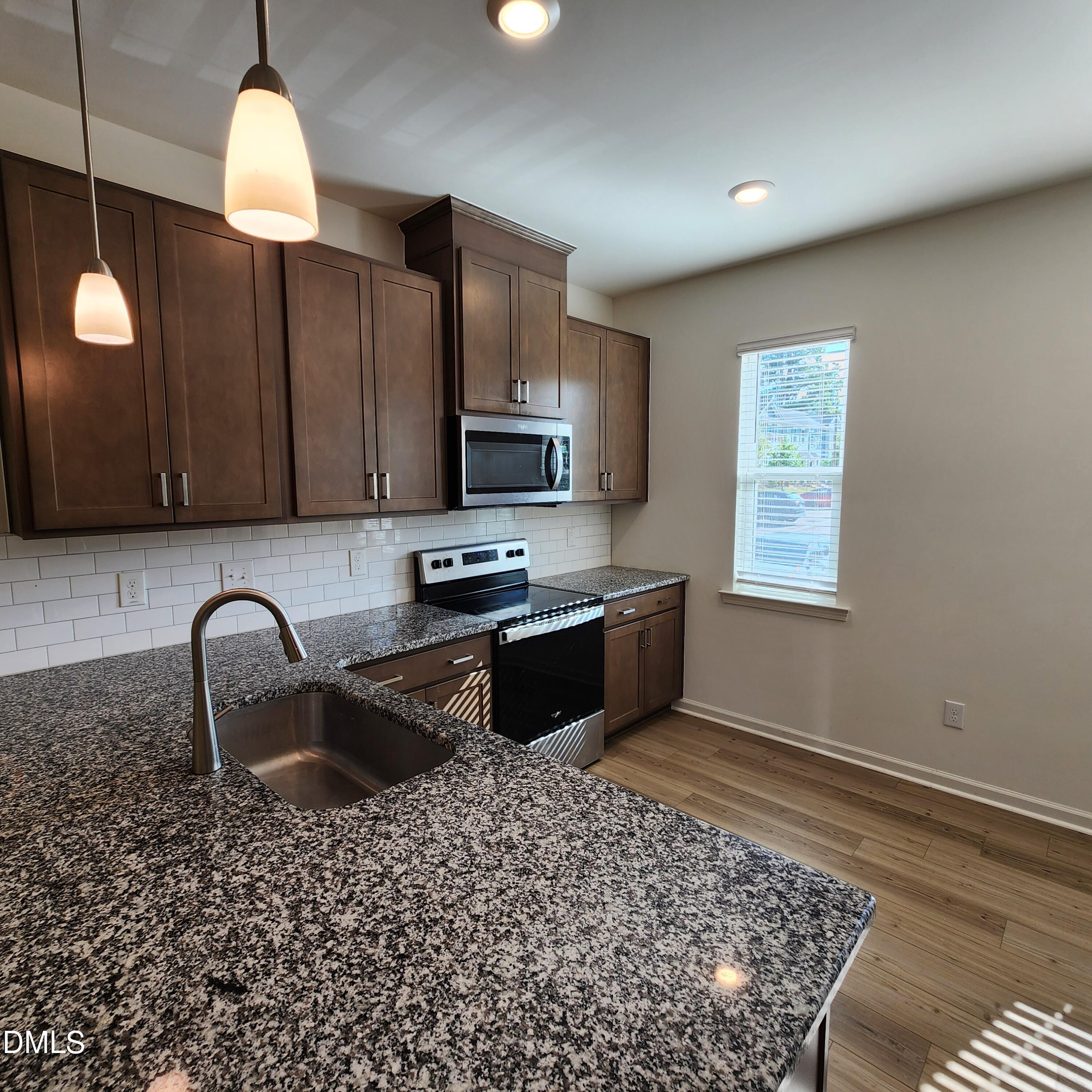 3002 Spline Circle Property Photo 27