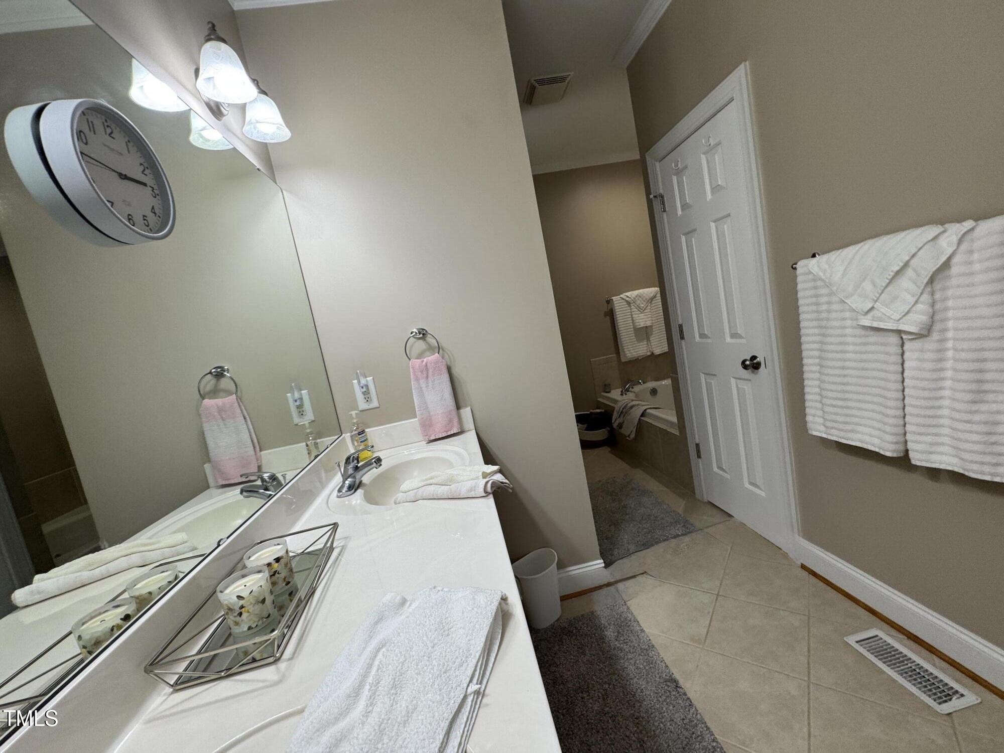 105 Perry Lane Property Photo 16