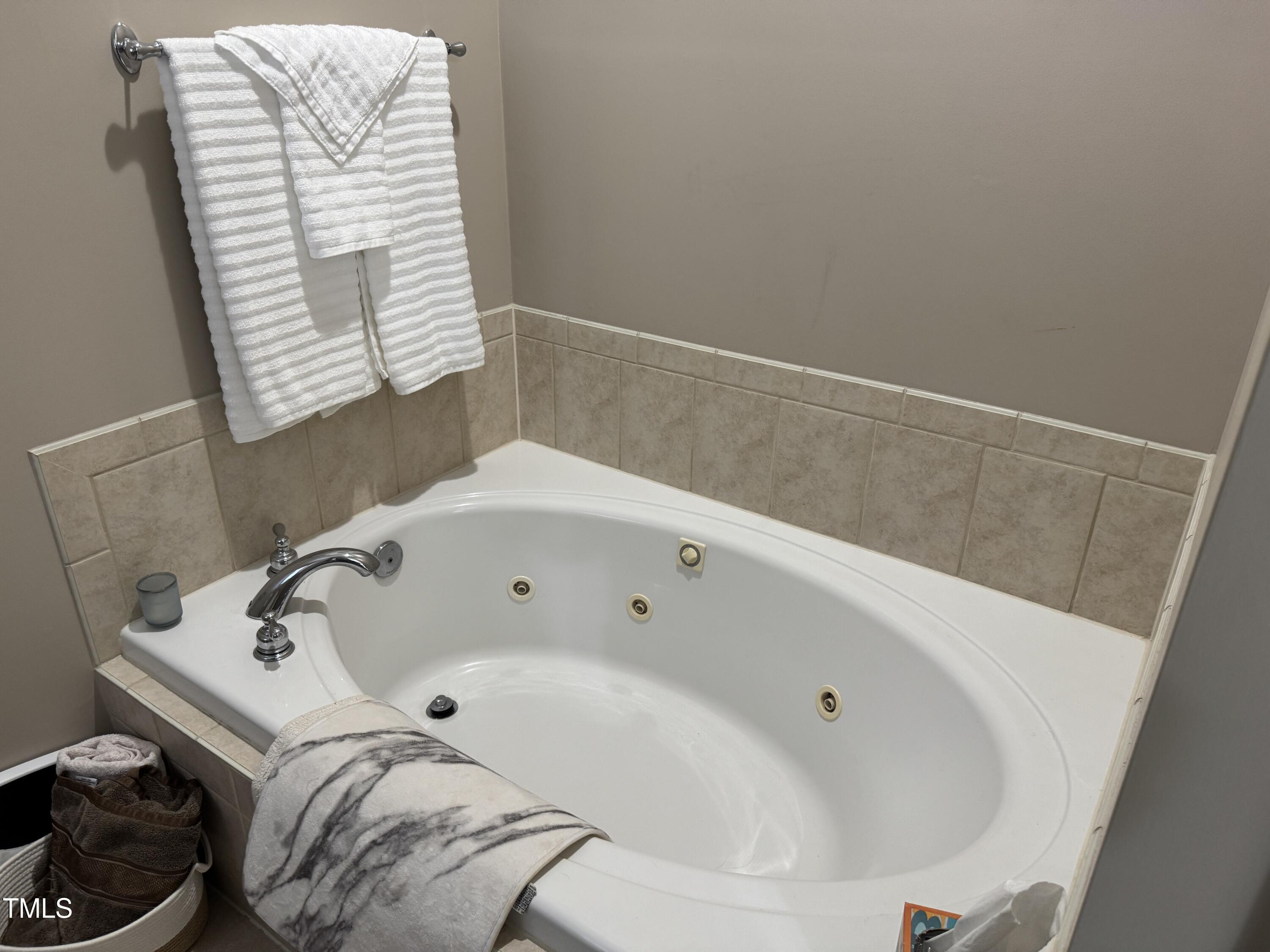 105 Perry Lane Property Photo 18