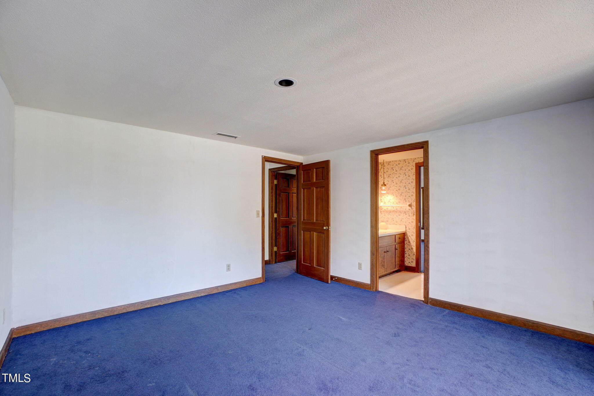76 Traceway N Property Photo 13