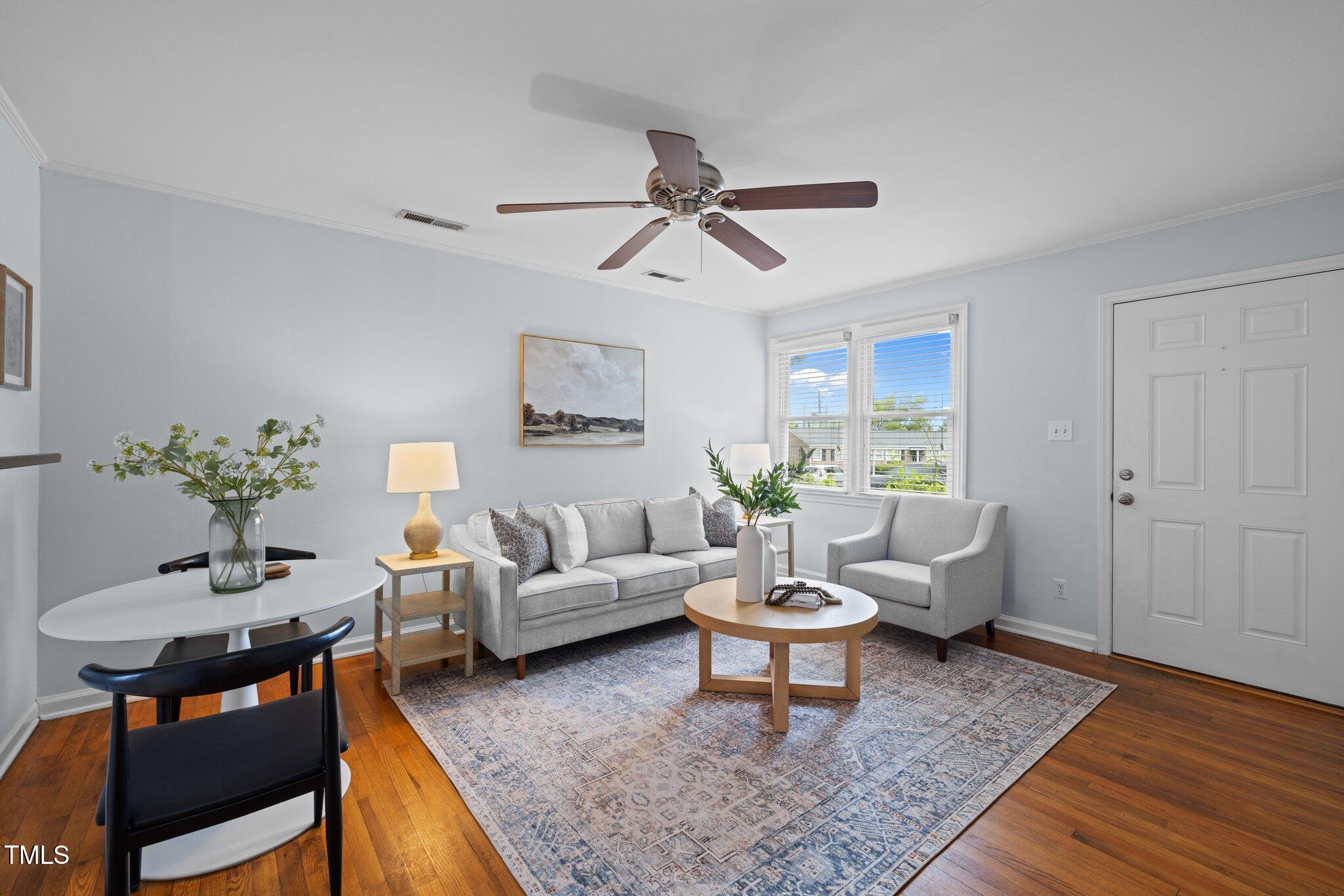 2331 Bernard Street Property Photo 5