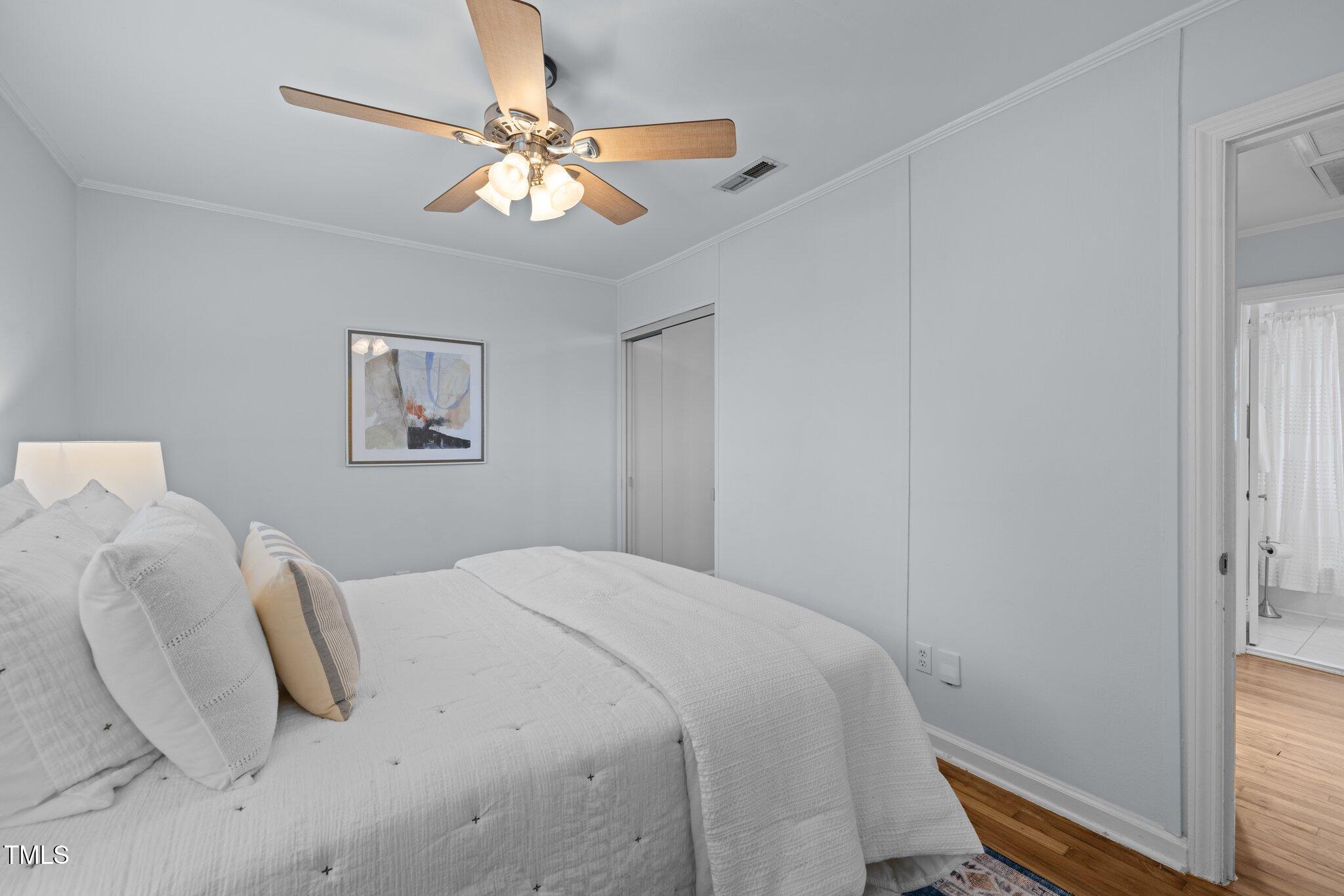 2331 Bernard Street Property Photo 17