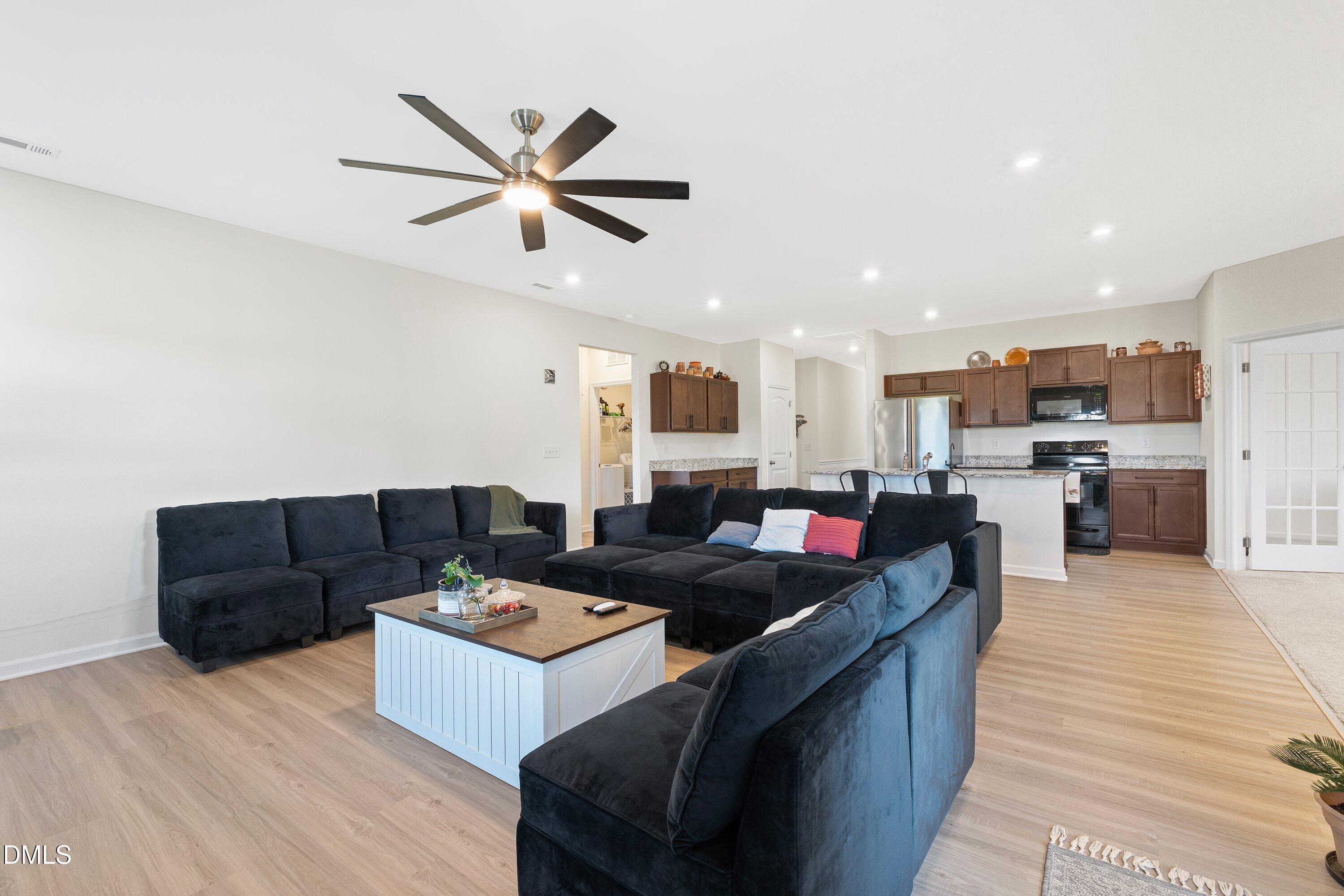 112 Napa Drive Property Photo 10