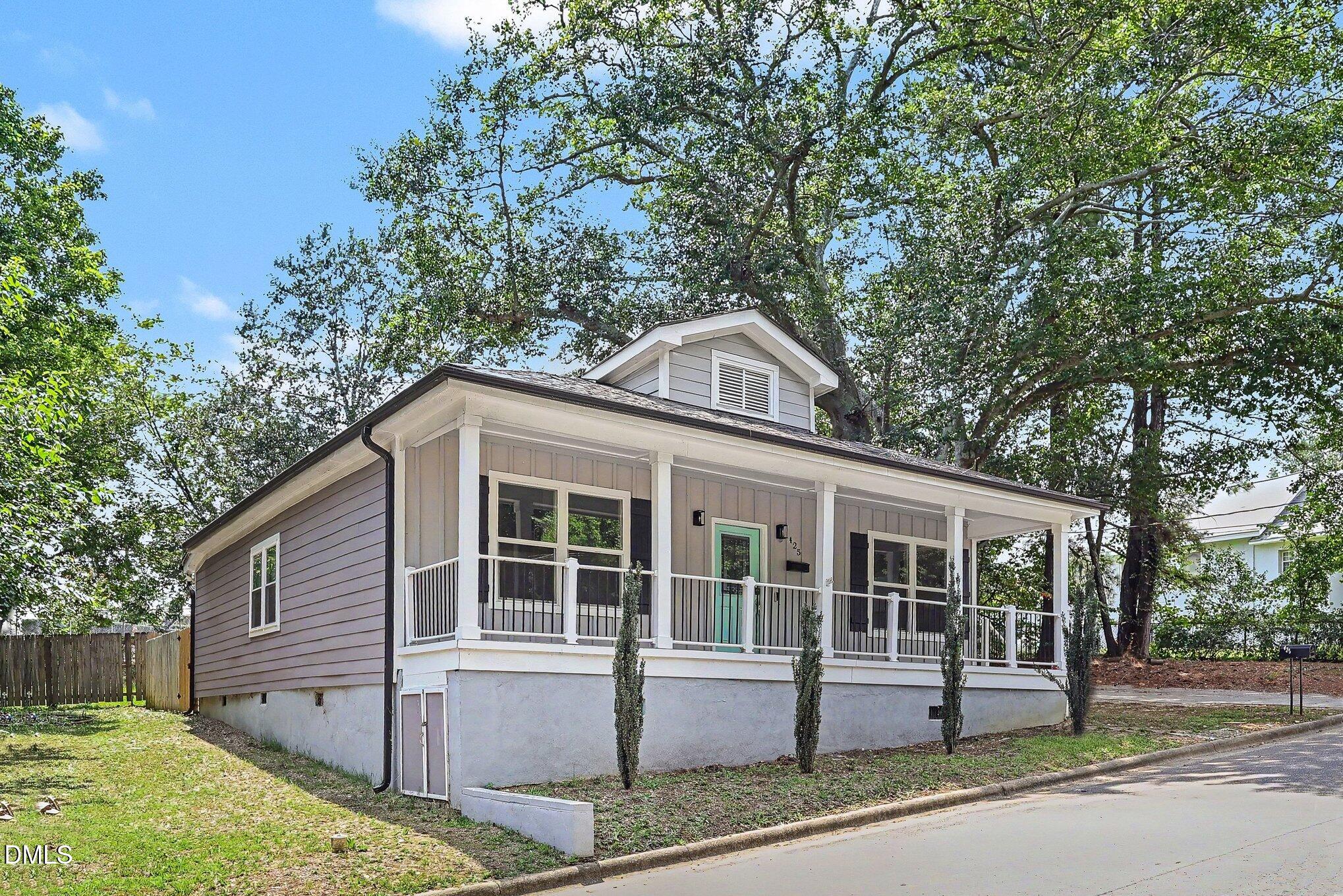 425 E Stallings Street Property Photo 2