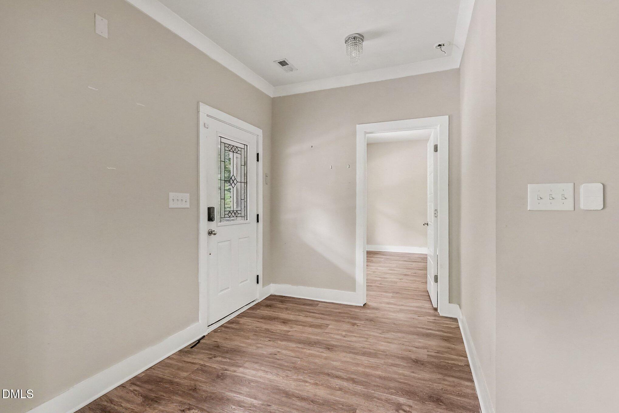 425 E Stallings Street Property Photo 6