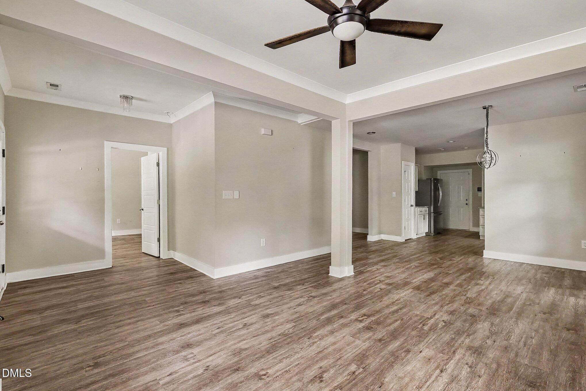425 E Stallings Street Property Photo 10