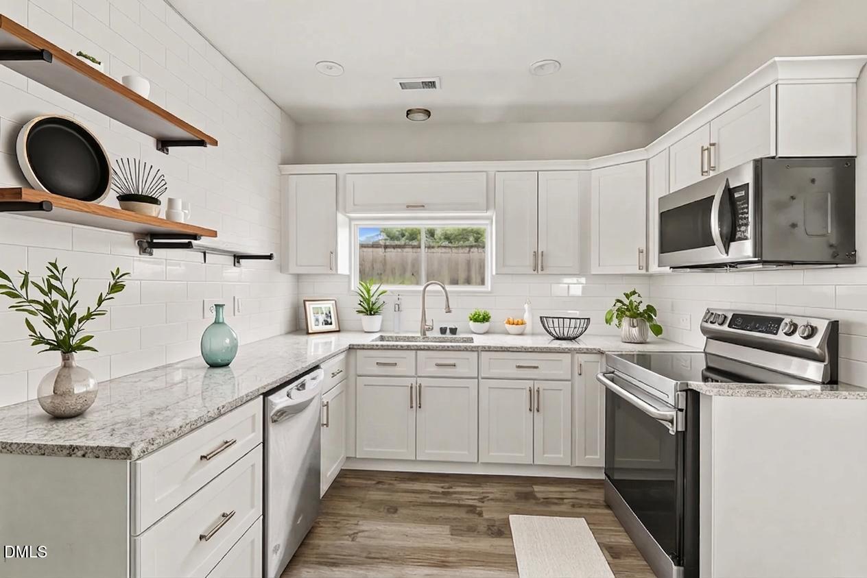 425 E Stallings Street Property Photo 15