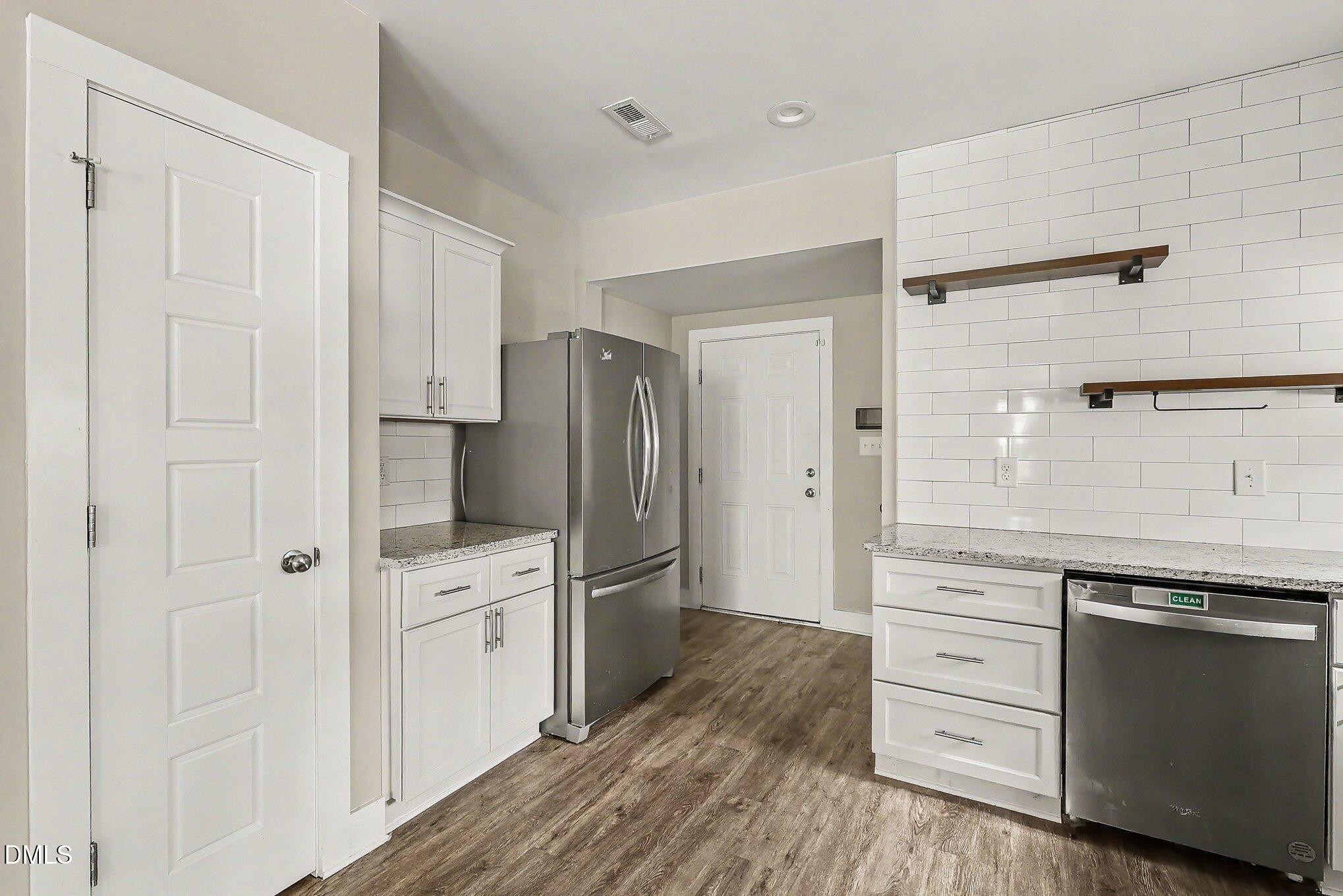 425 E Stallings Street Property Photo 17