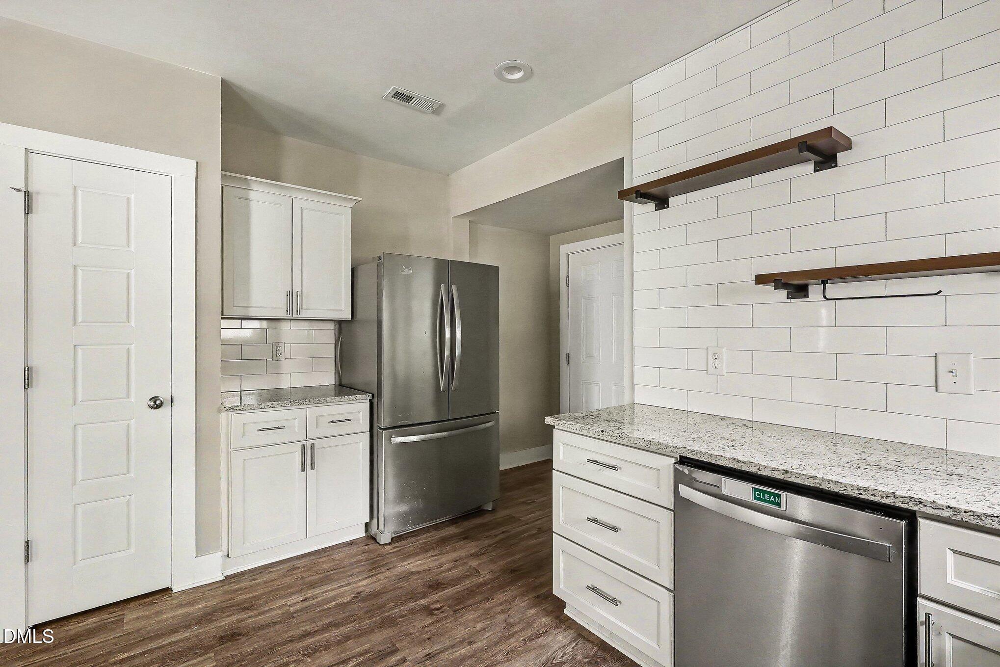 425 E Stallings Street Property Photo 18