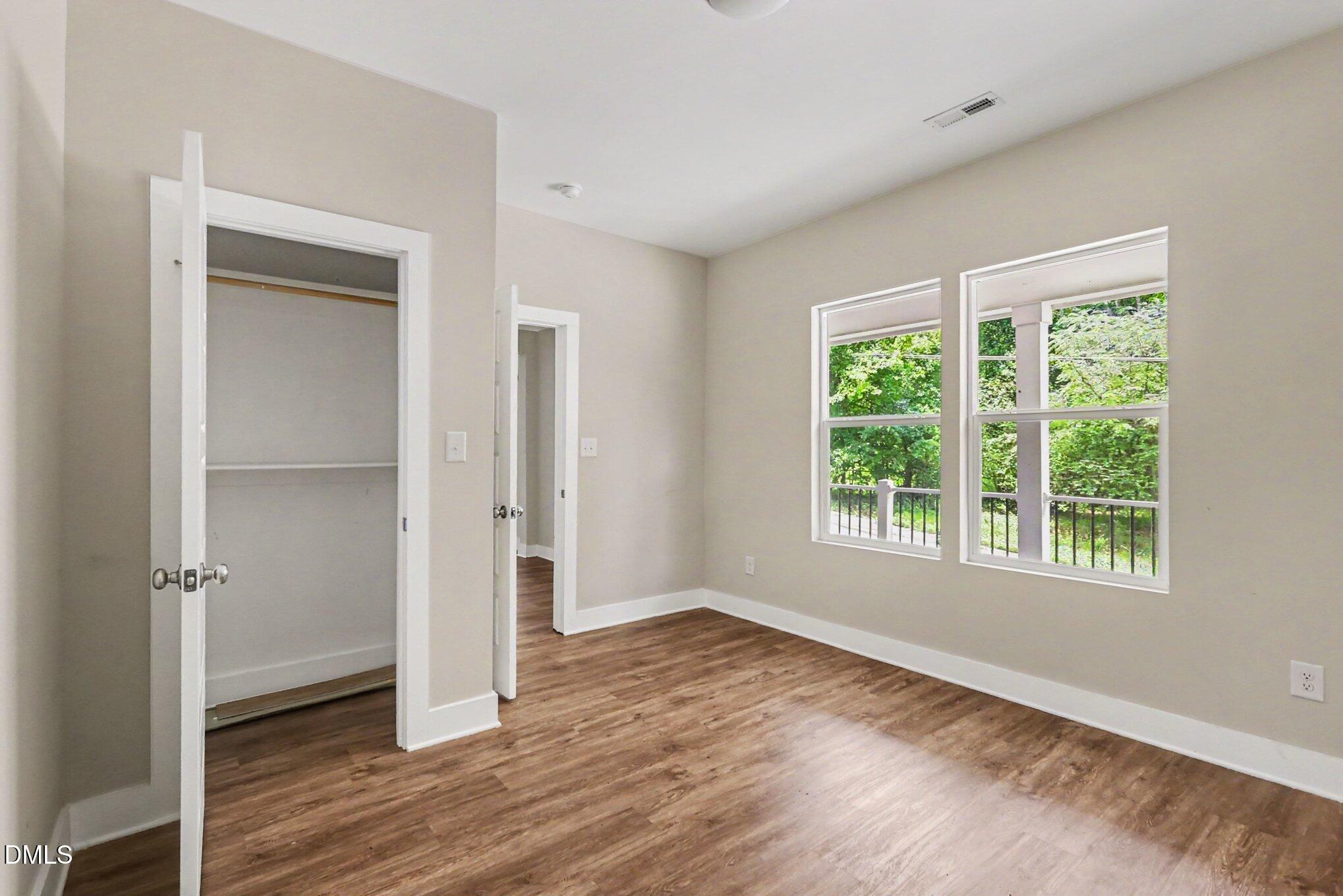 425 E Stallings Street Property Photo 26