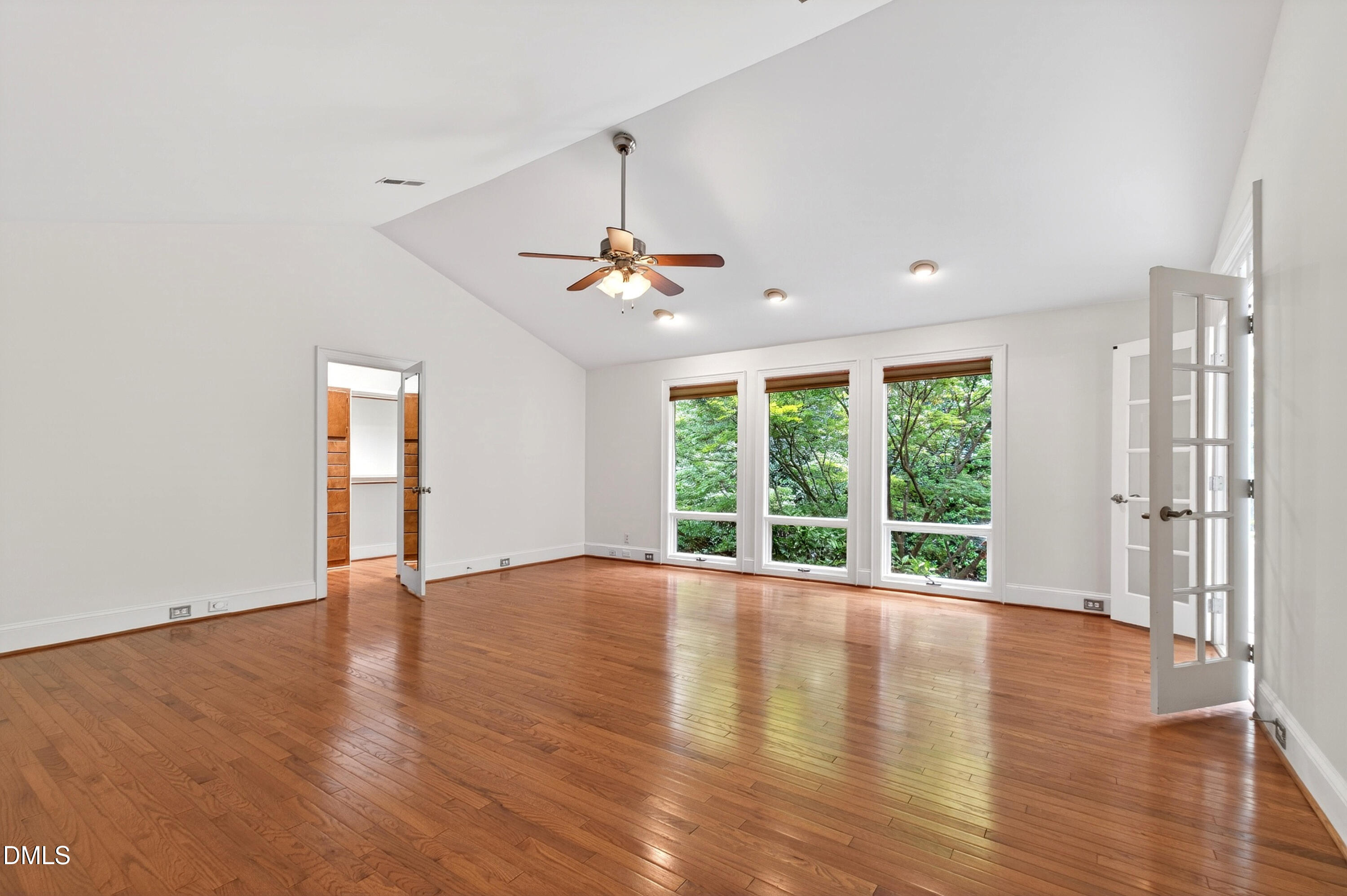 1117 Bentham Drive Property Photo 3