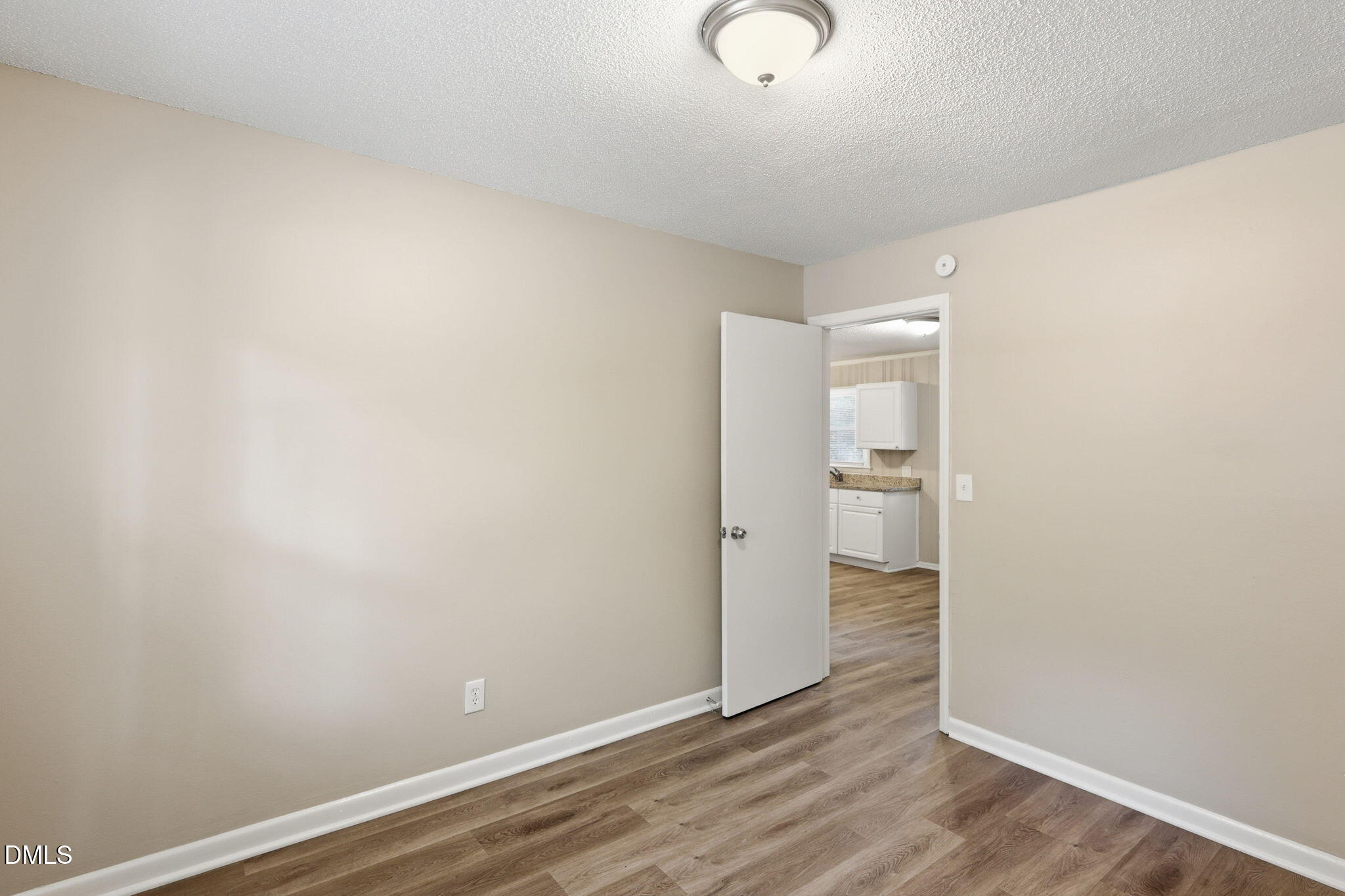 113 E Franklin Street Property Photo 17