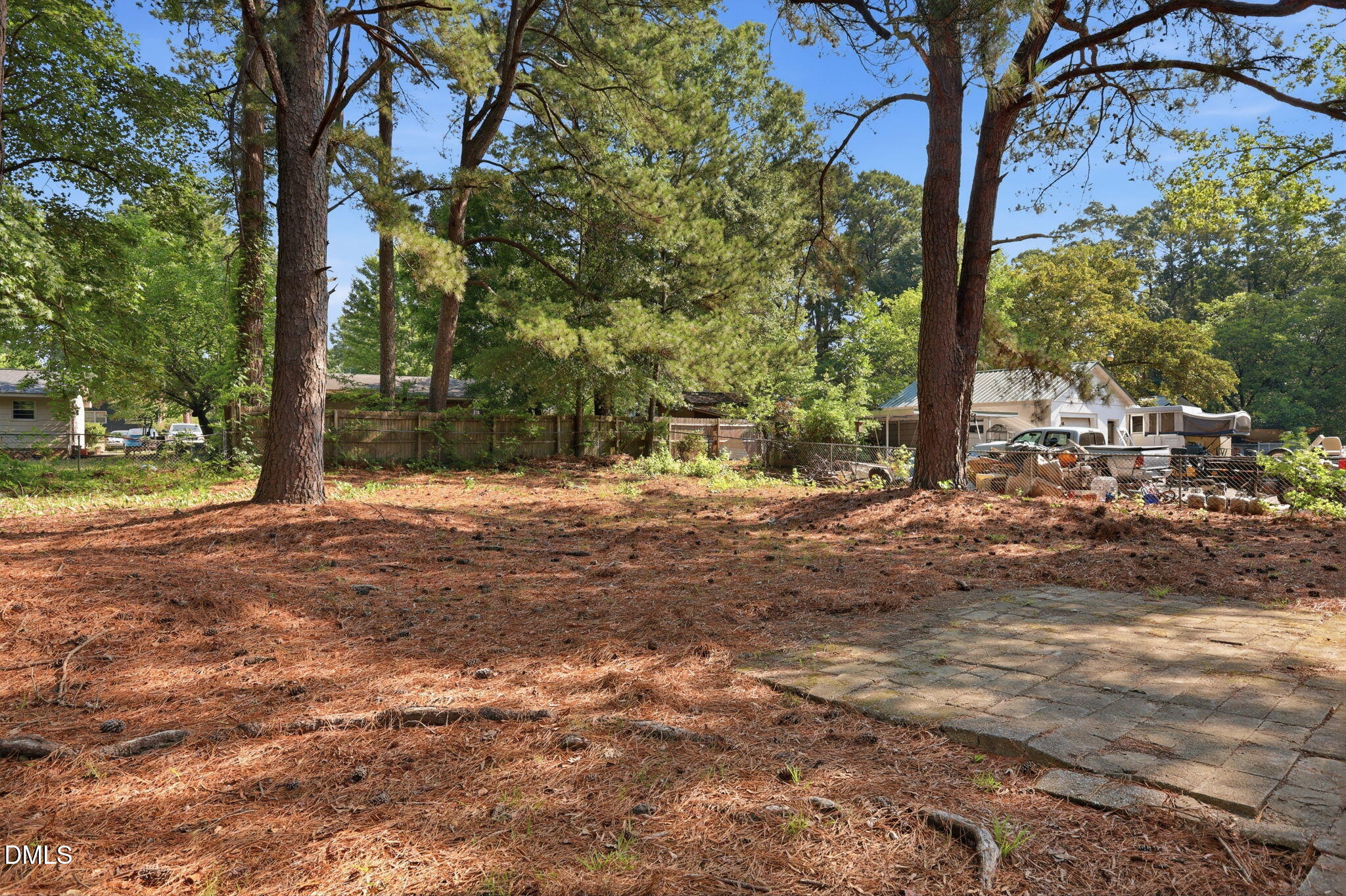 113 E Franklin Street Property Photo 24