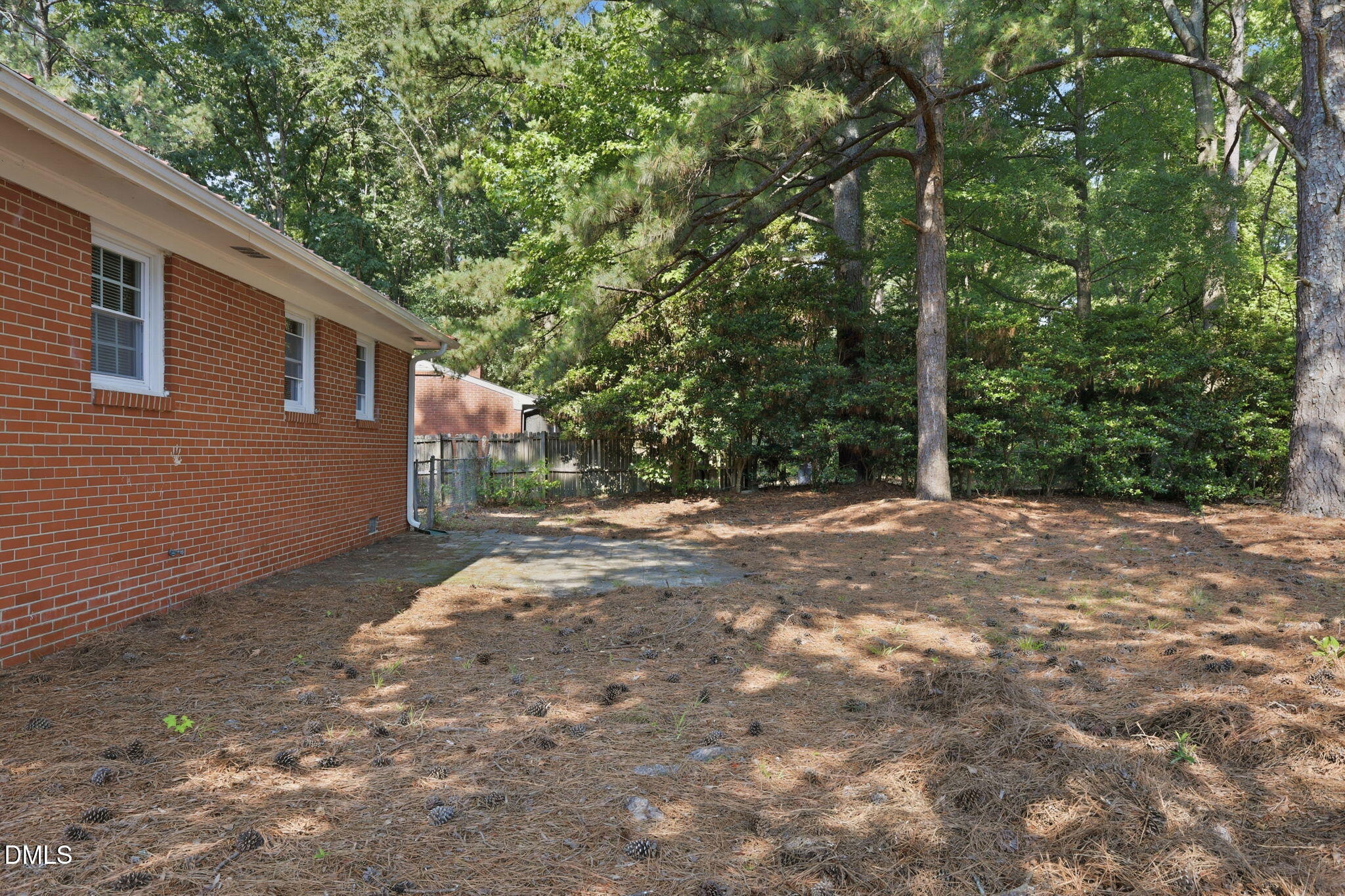 113 E Franklin Street Property Photo 26