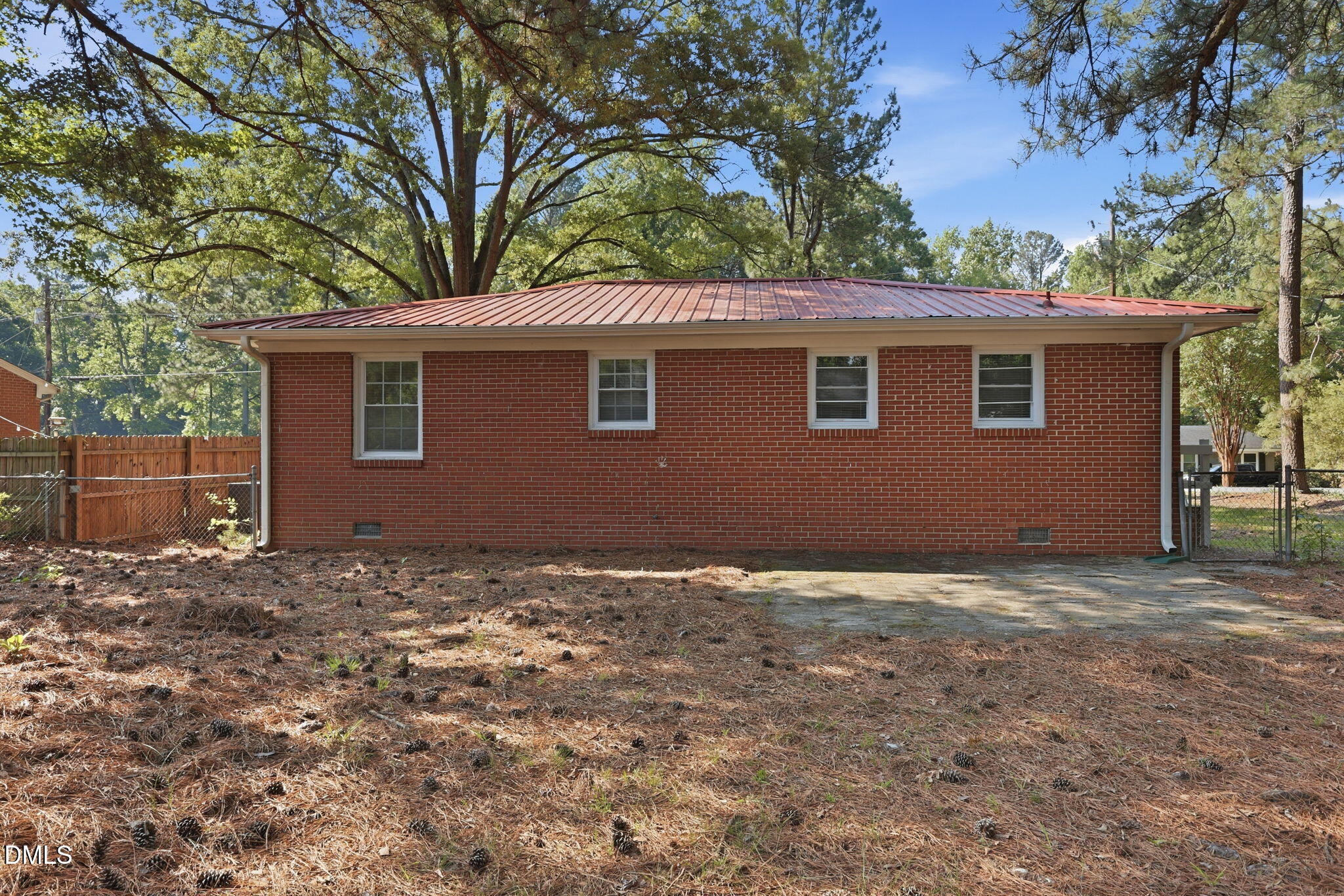 113 E Franklin Street Property Photo 29