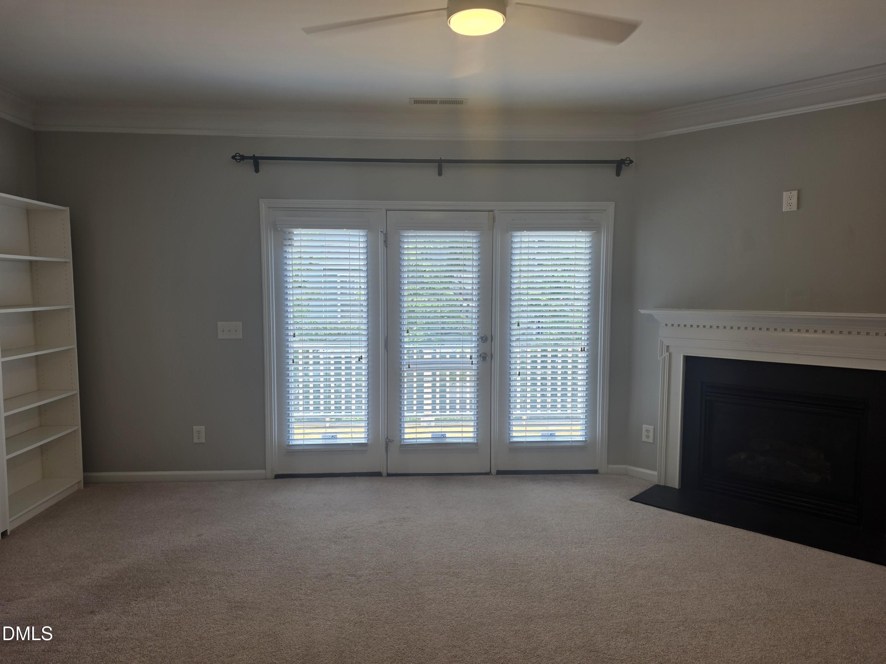 124 Braeside Court Property Photo 3