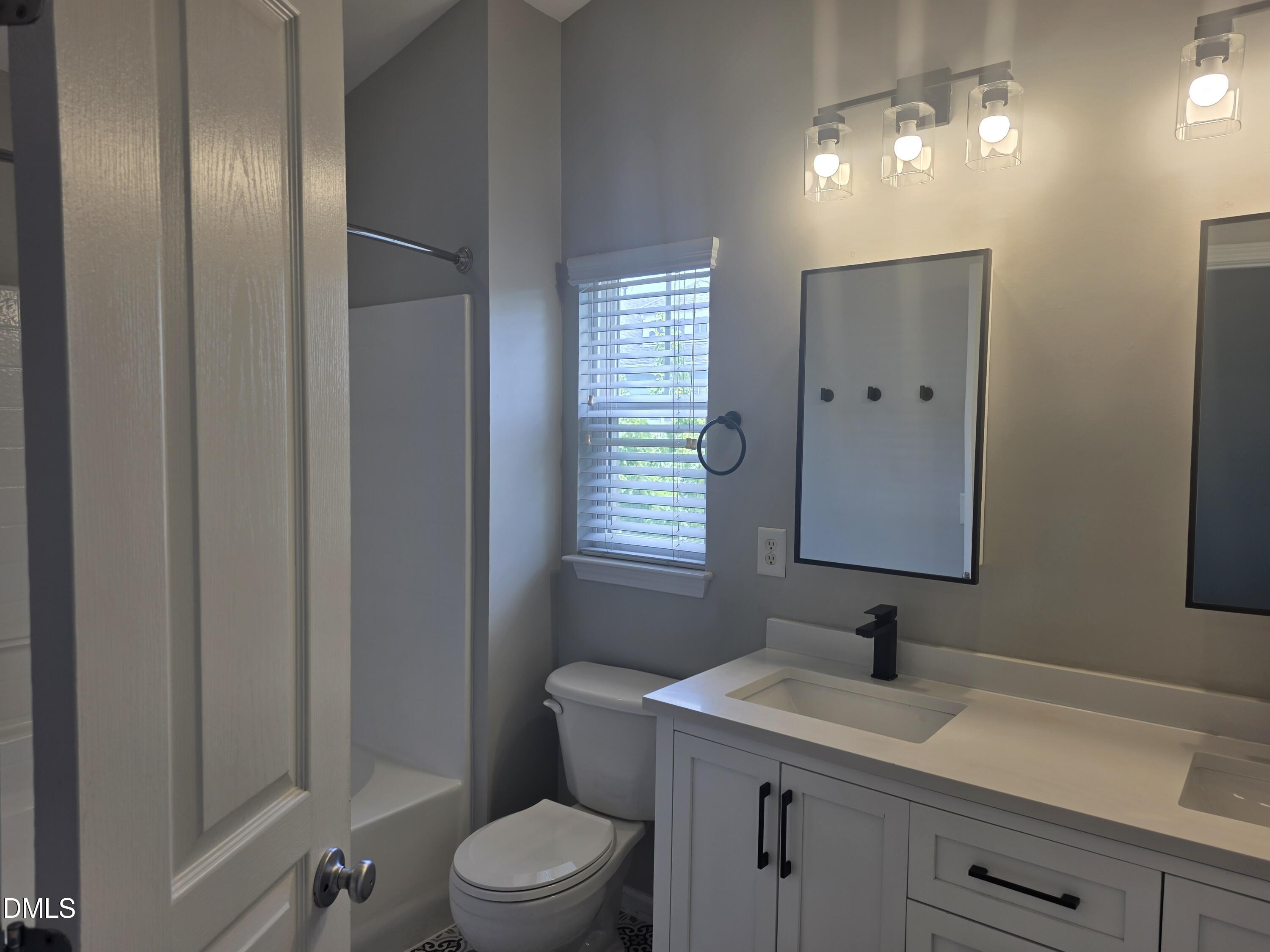 124 Braeside Court Property Photo 24