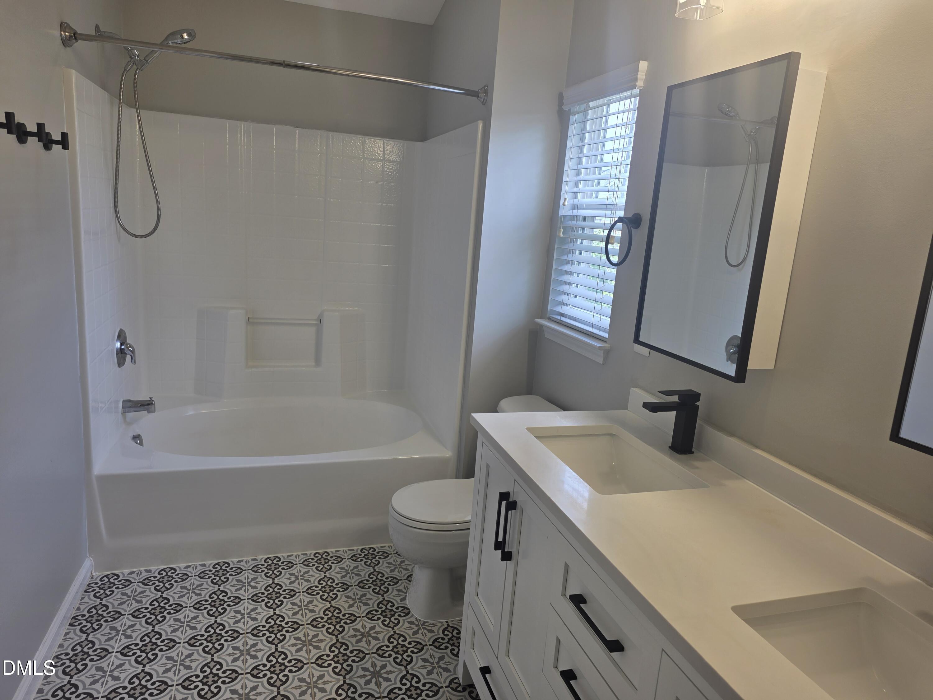 124 Braeside Court Property Photo 25