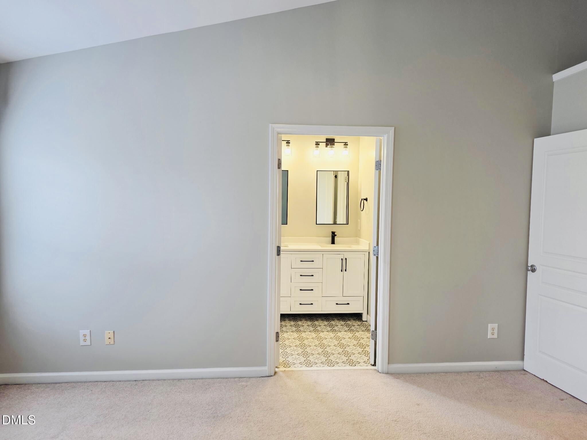124 Braeside Court Property Photo 39