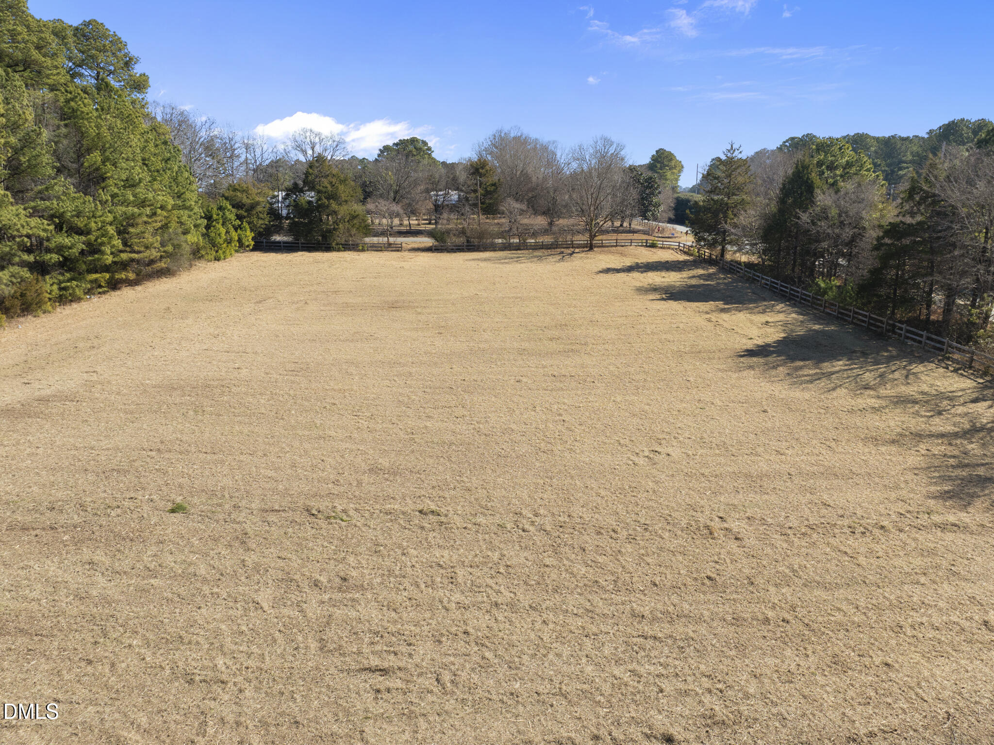 2a Dairyland Road Property Photo 2