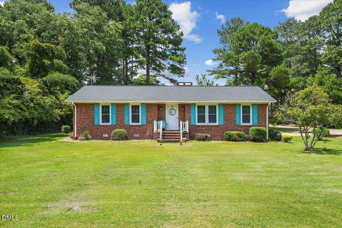 419 Forrest Road Property Photo 1