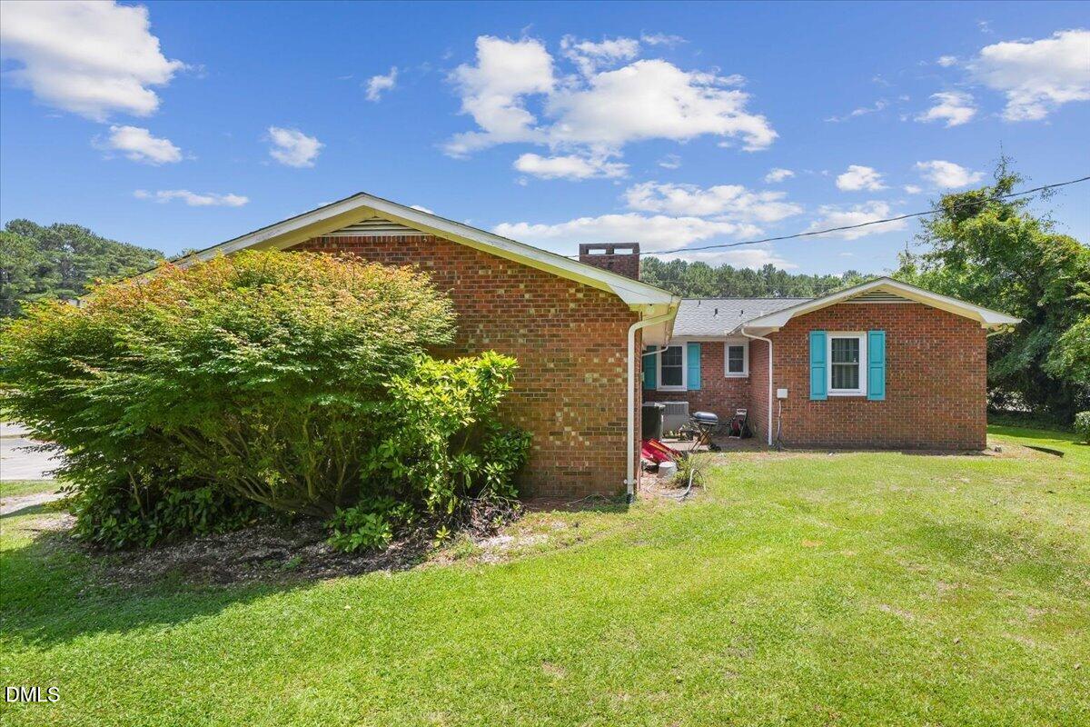 419 Forrest Road Property Photo 10