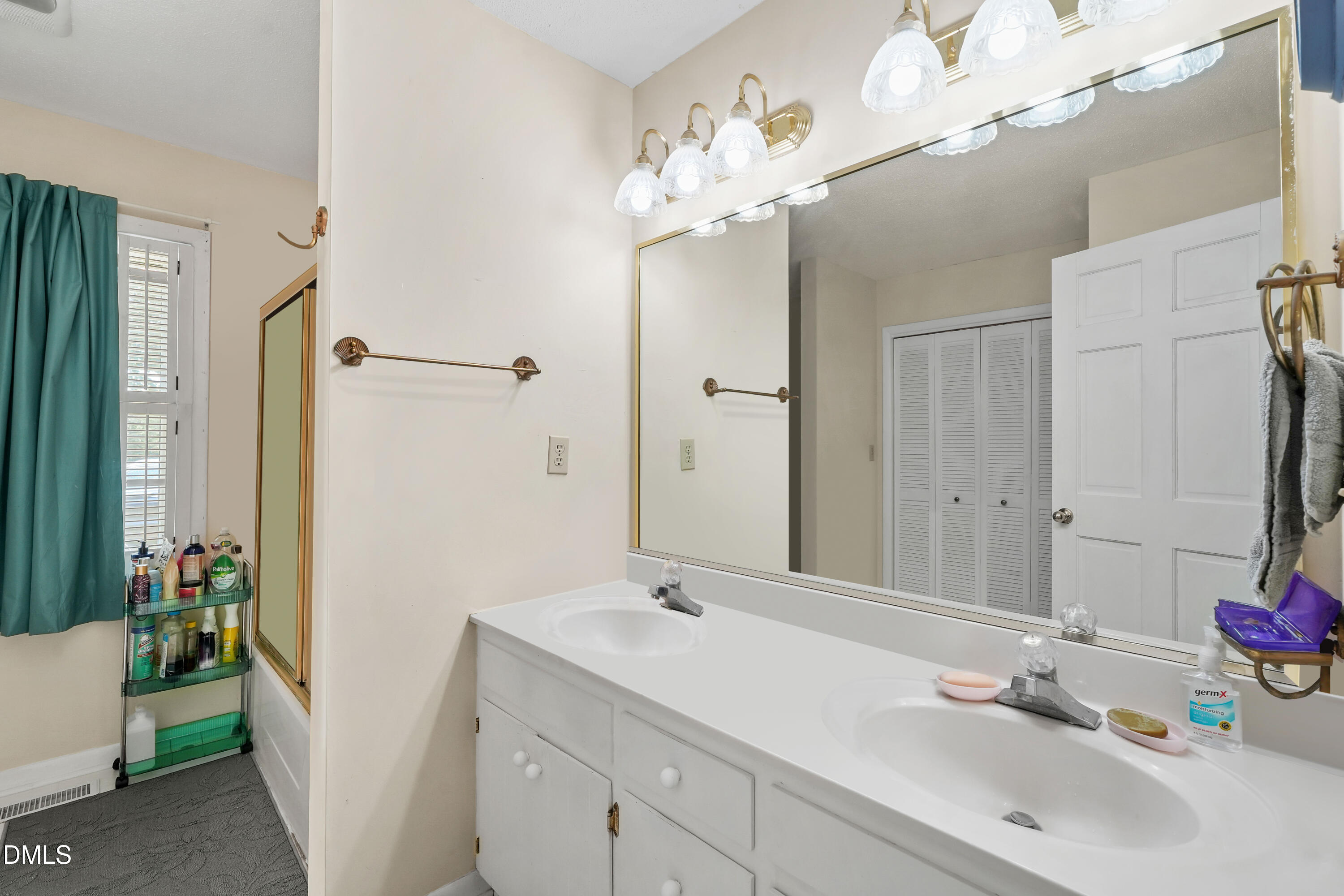 419 Forrest Road Property Photo 25