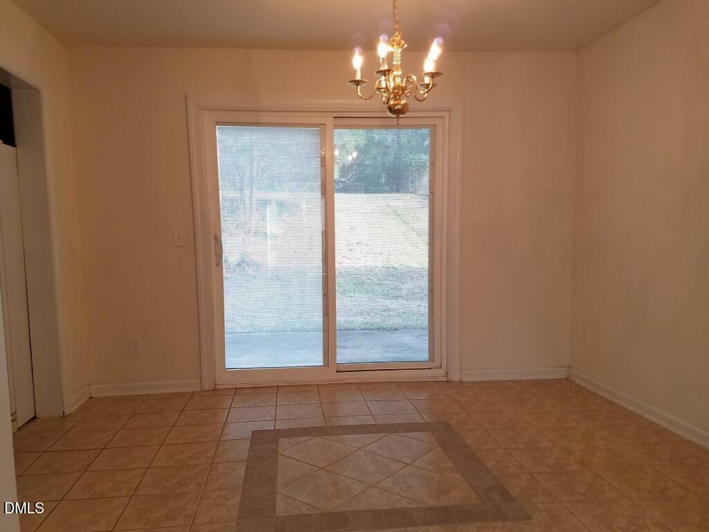 3319 Lassiter Street Property Photo 7