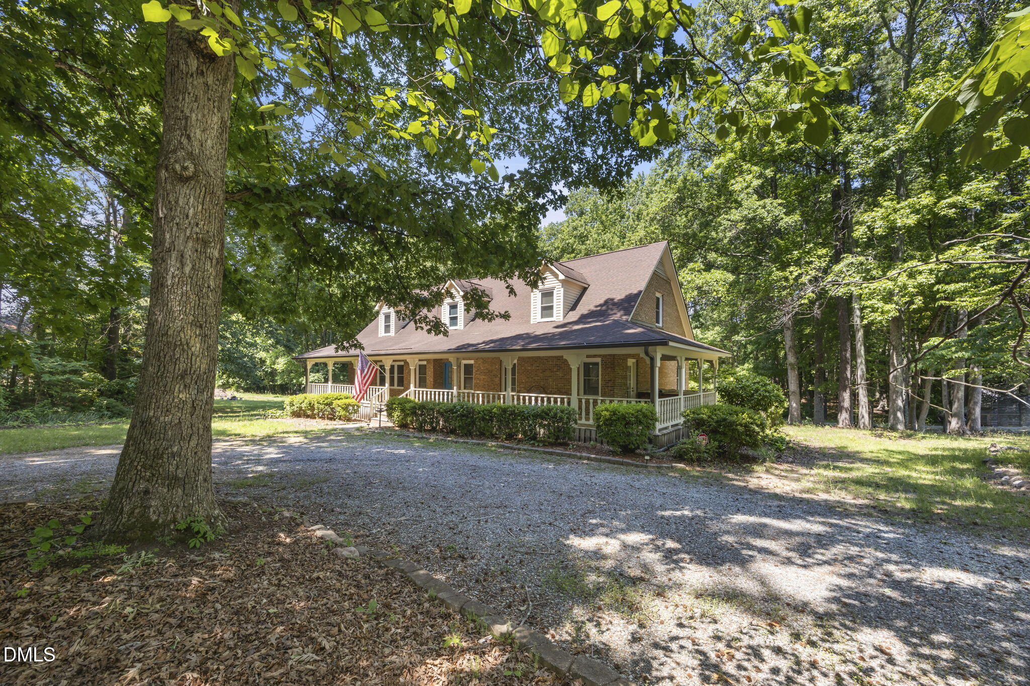 3208 Shady Grove Road Property Photo 10