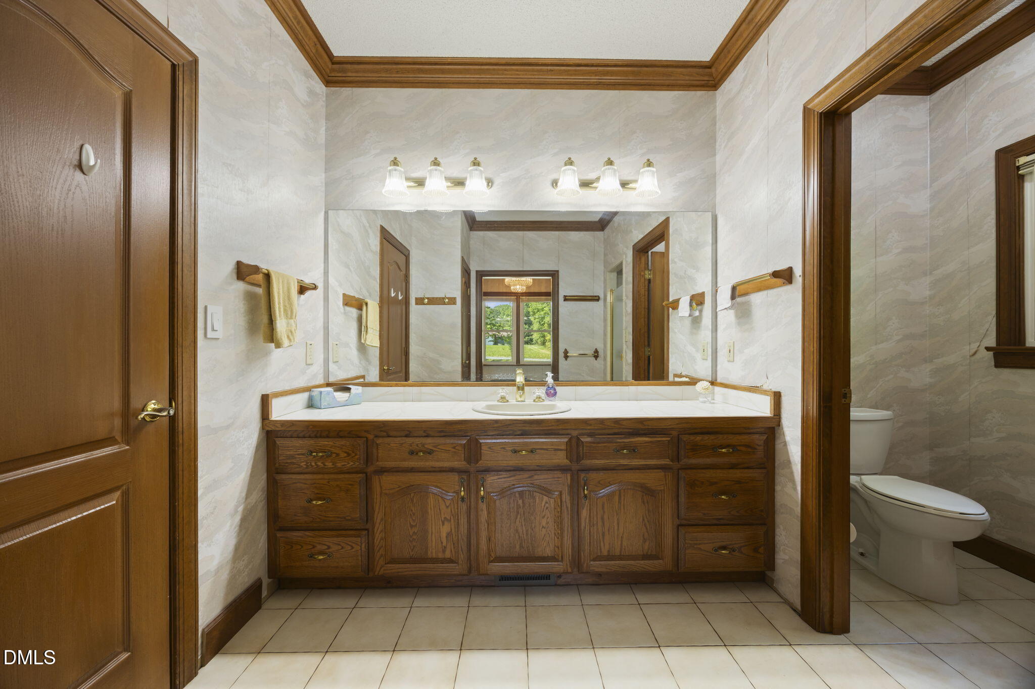 3208 Shady Grove Road Property Photo 23