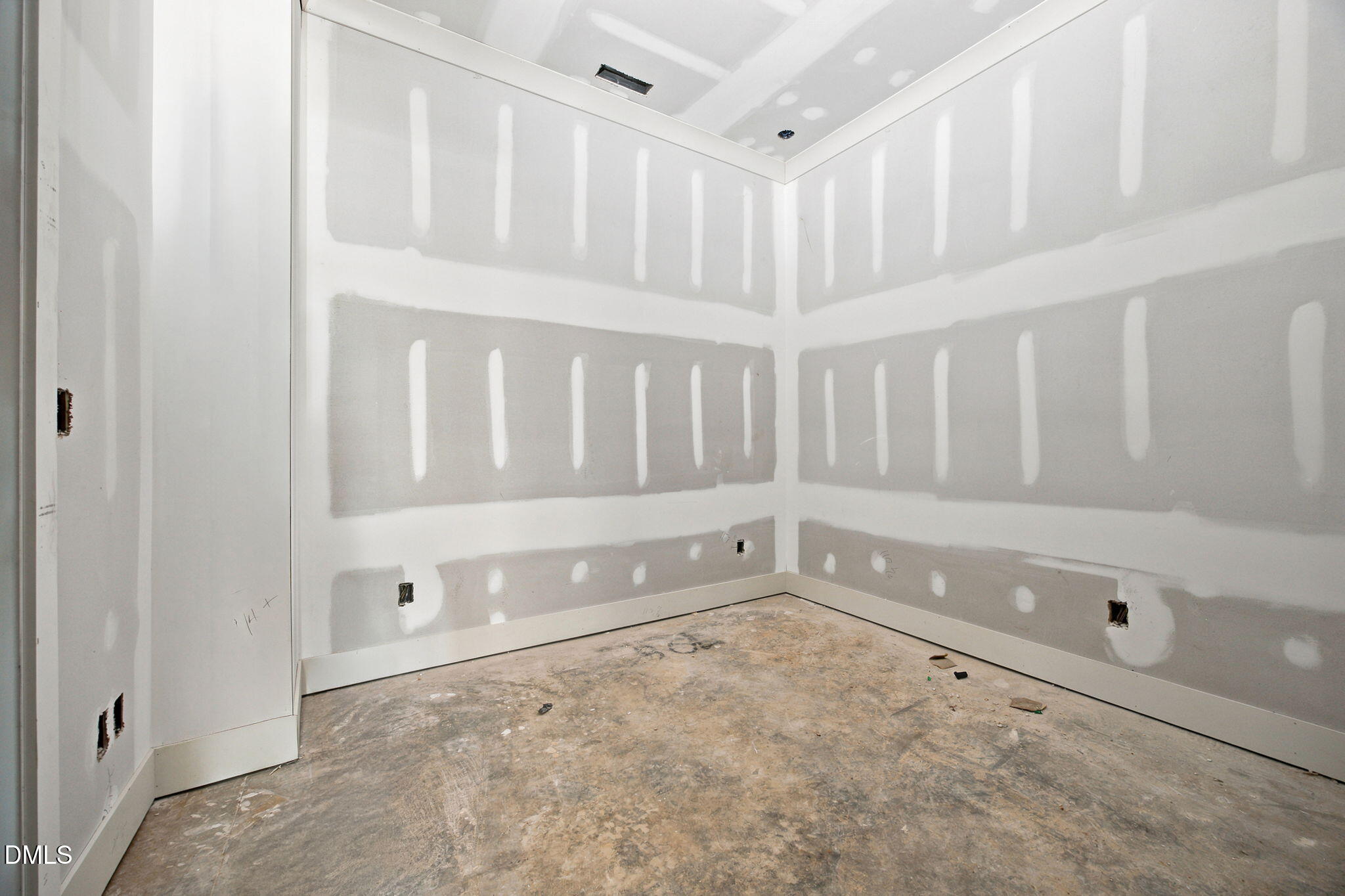 2394 Grant Avenue Property Photo 12