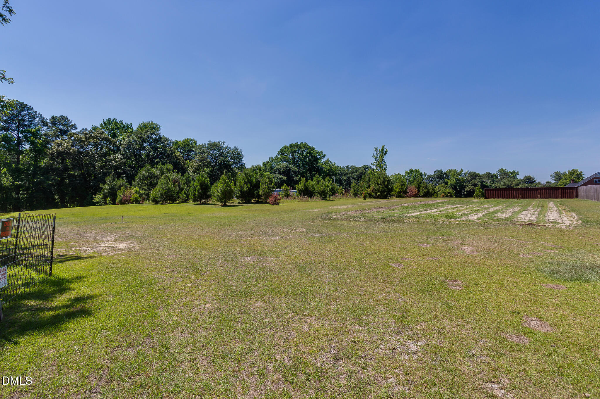 890 Wiggins Road Property Photo 4