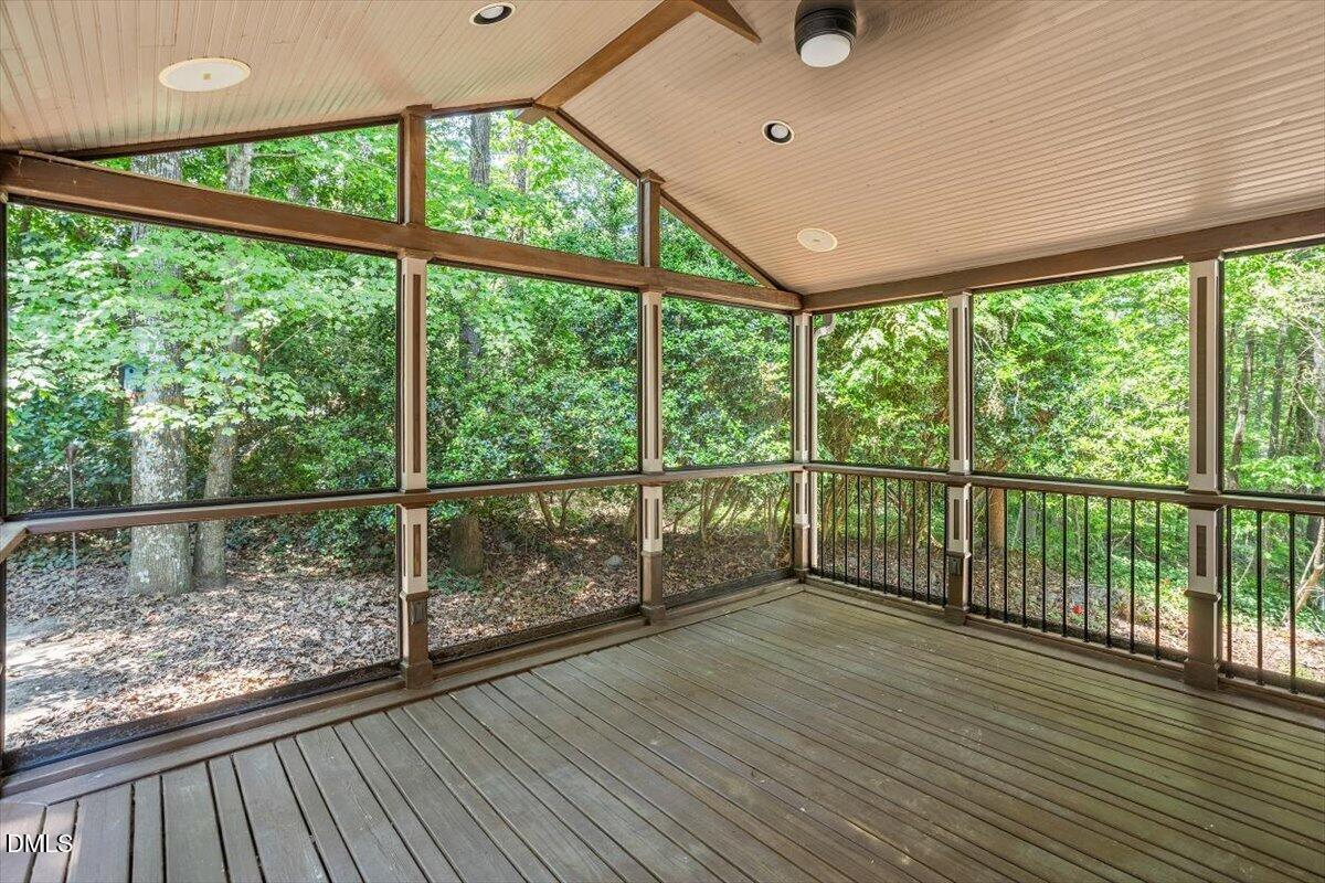 708 Cross Timbers Drive Property Photo 2