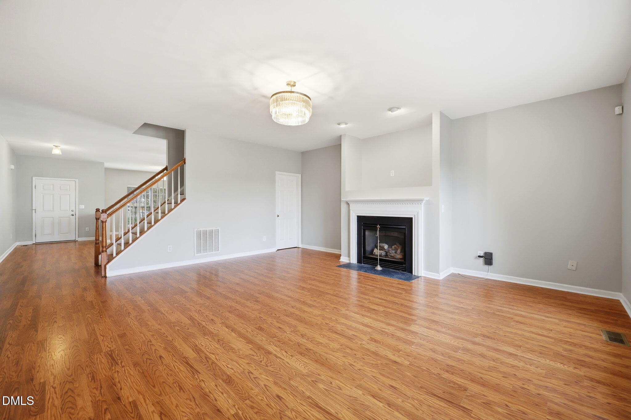 8709 Kaplan Woods Way Property Photo 8