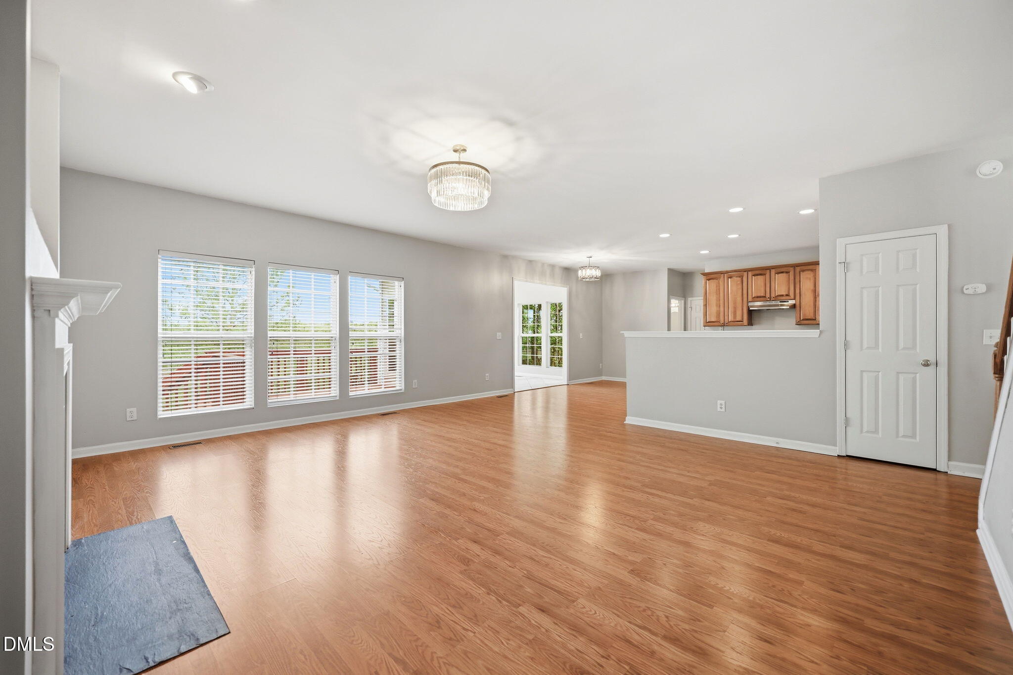 8709 Kaplan Woods Way Property Photo 10