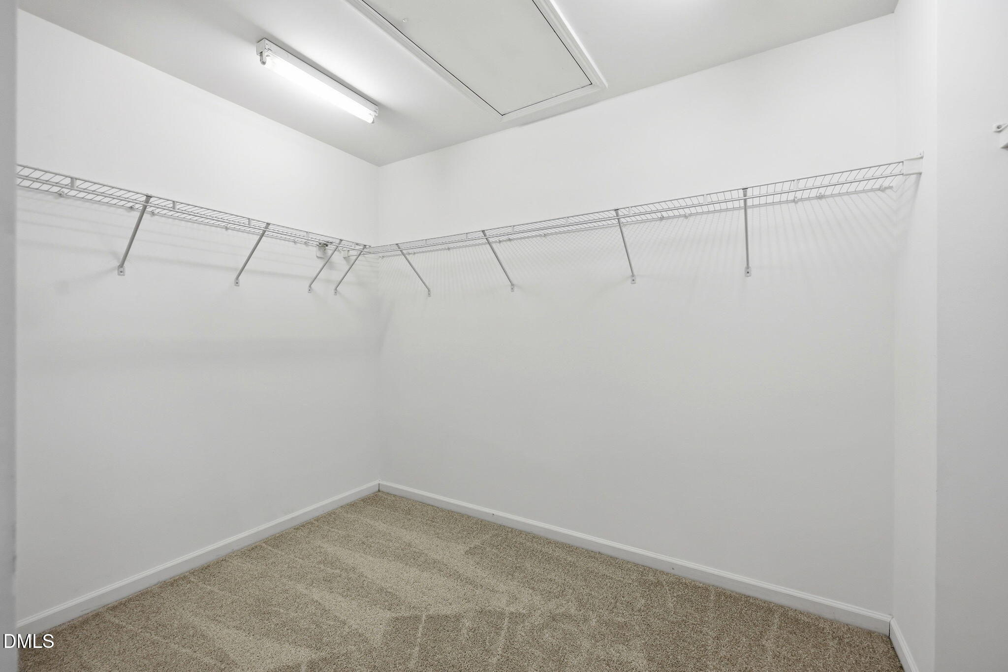 8709 Kaplan Woods Way Property Photo 31