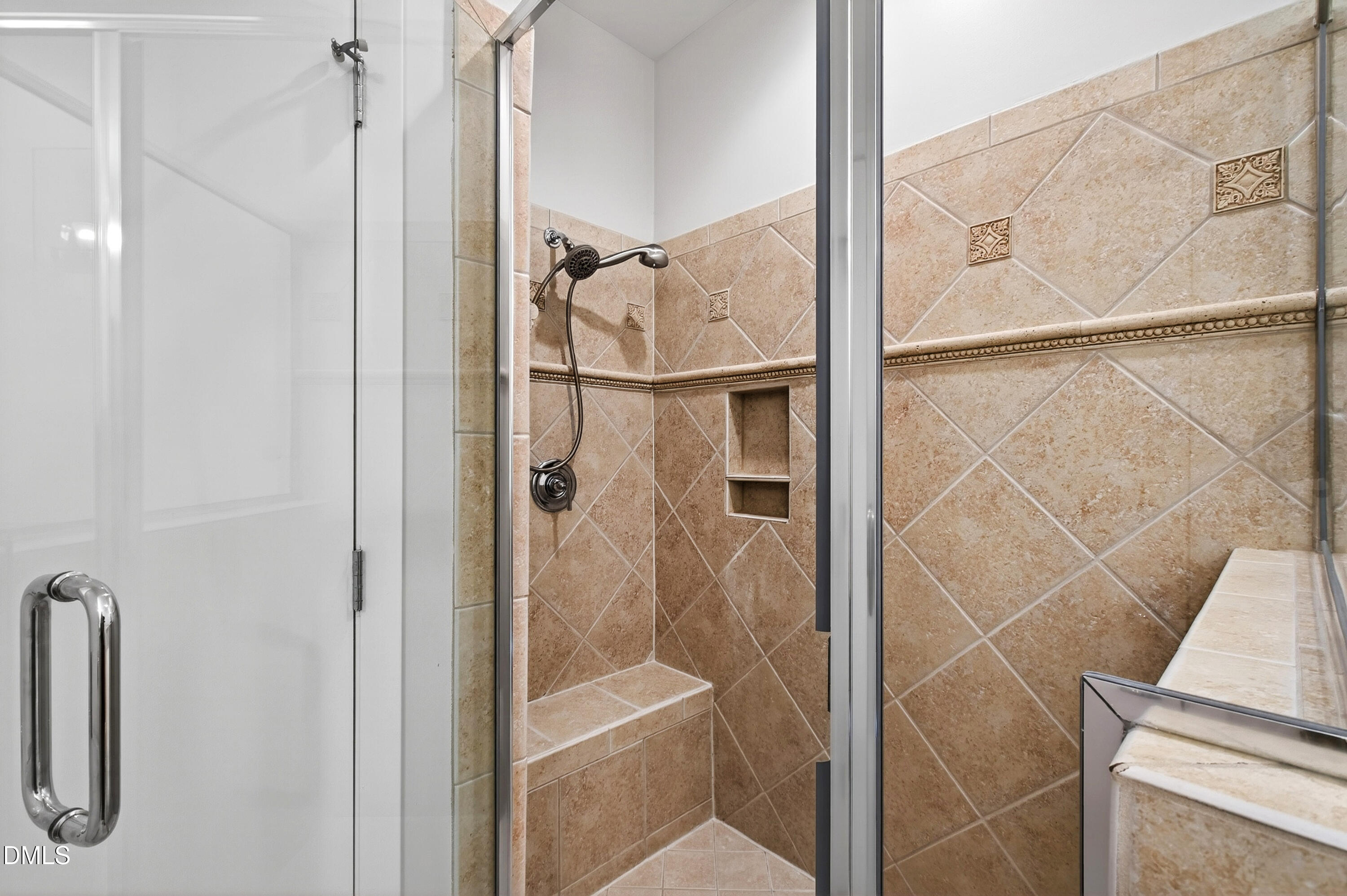 803 The Village Circle Property Photo 35