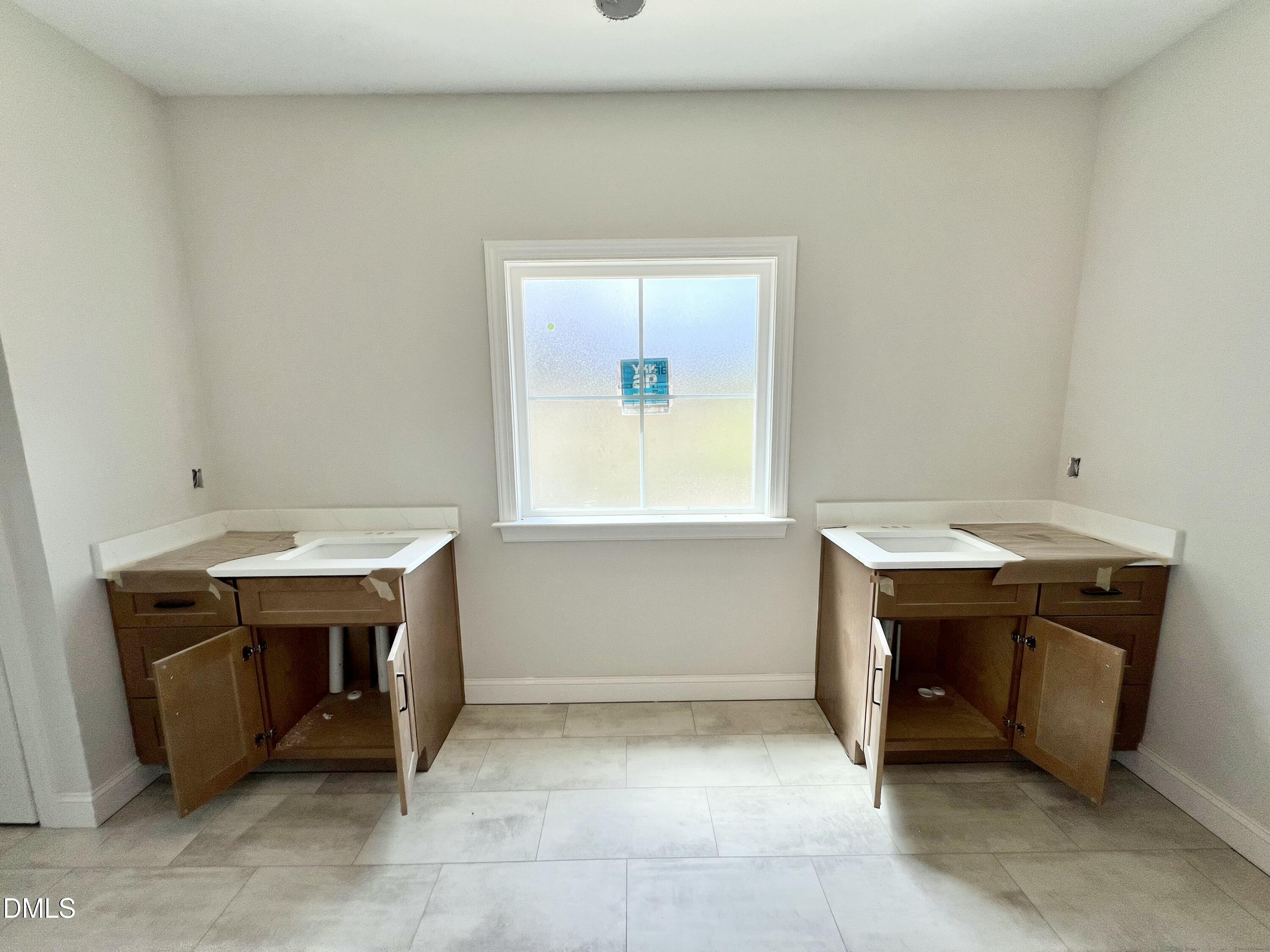 207 Hillstead Way Property Photo 12