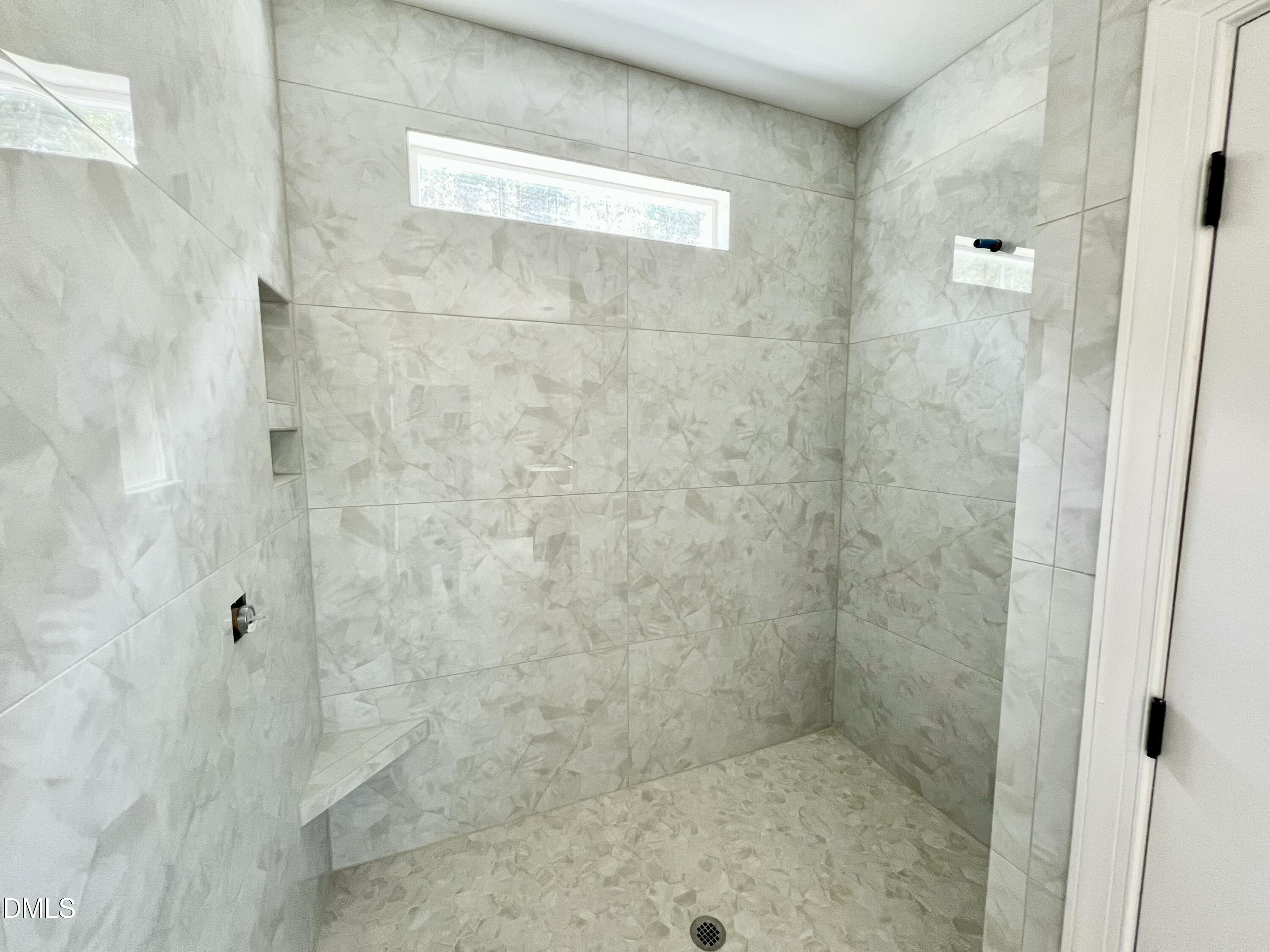 207 Hillstead Way Property Photo 13