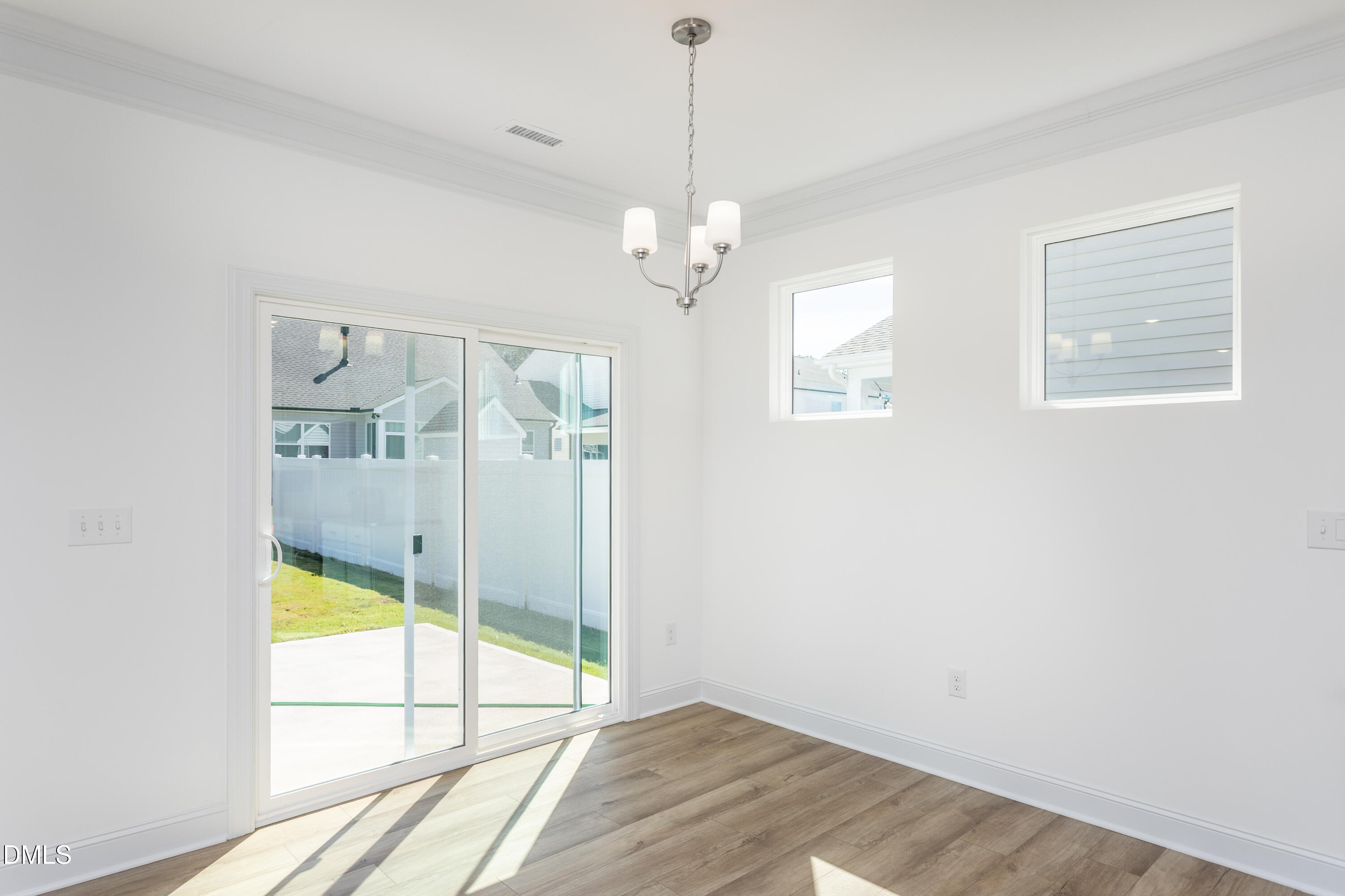 142 Steppe Way Property Photo 10