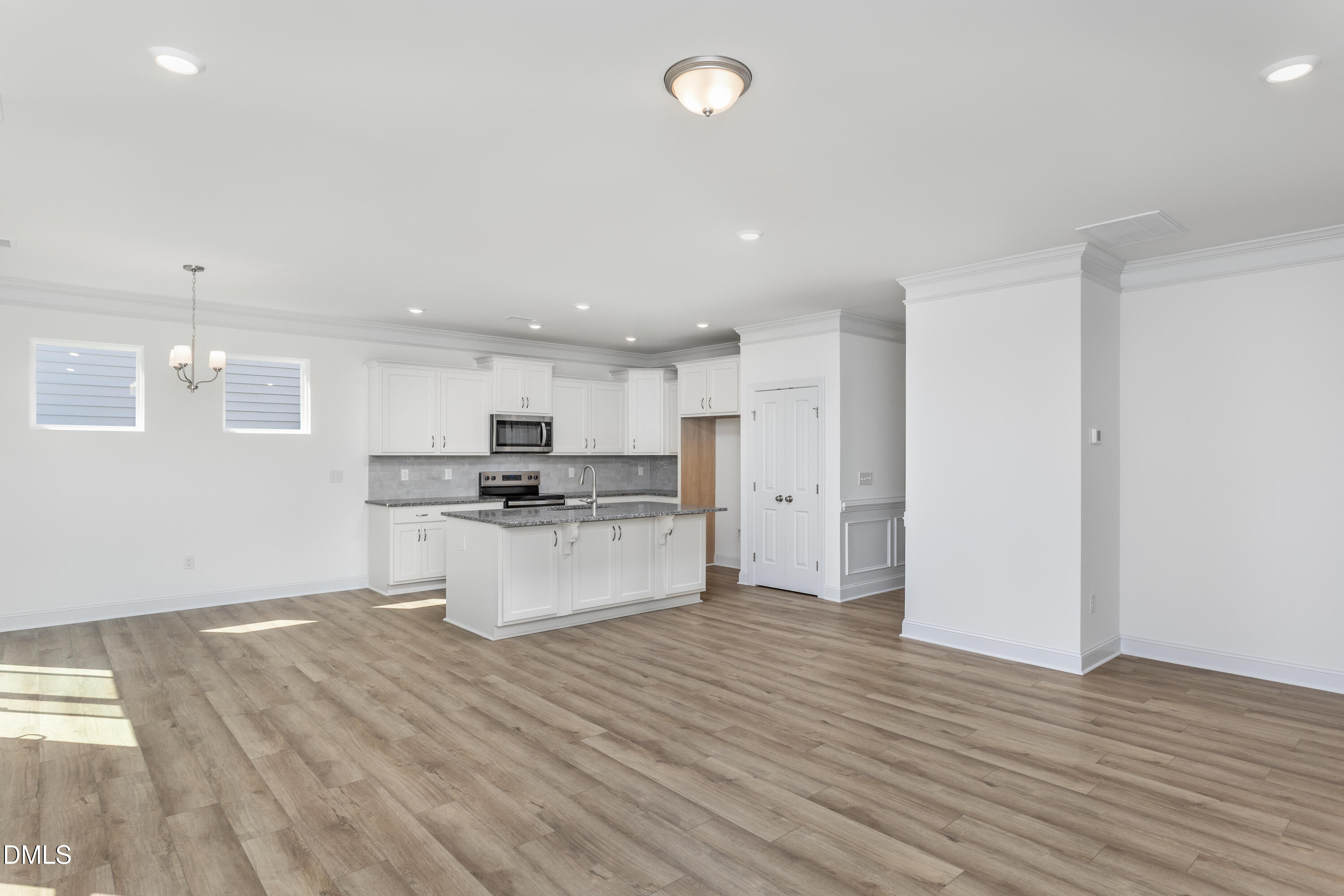 142 Steppe Way Property Photo 12