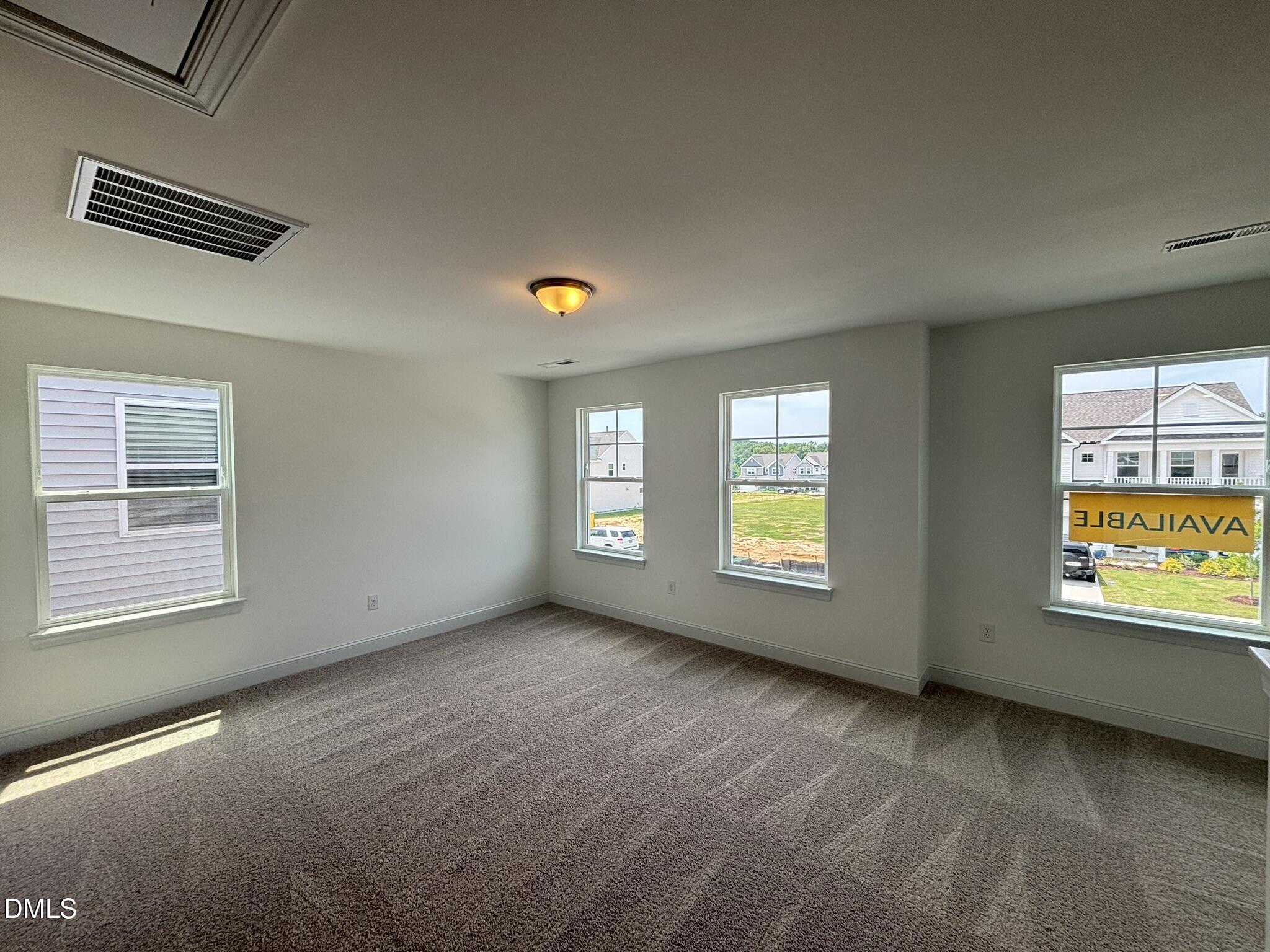 142 Steppe Way Property Photo 17